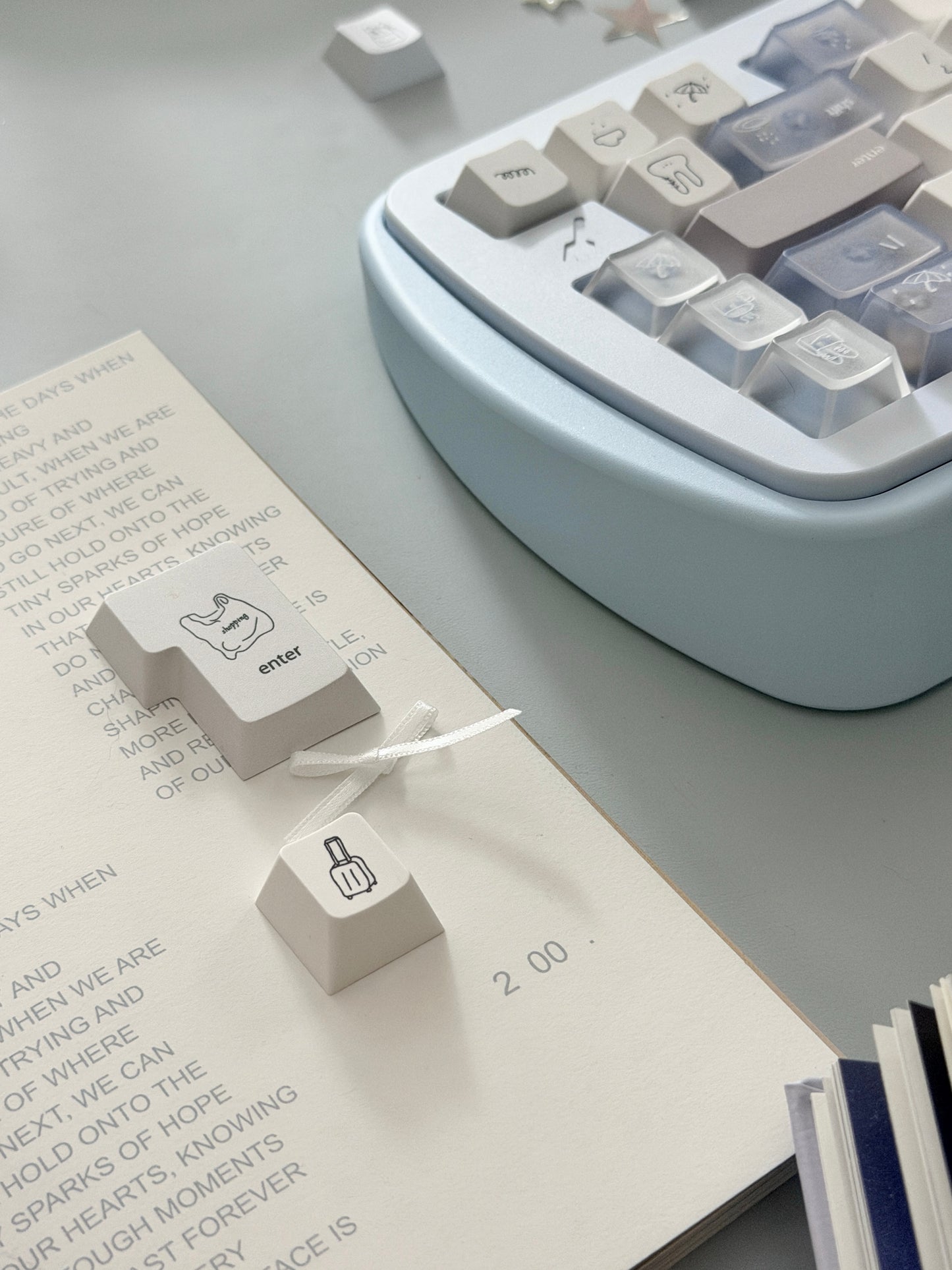 #0296 Minimalist Pale Blue White & Gray Keycap Set – Retro Japanese Style PBT Keycaps for Mechanical Keyboards Designed By Mochi Lab