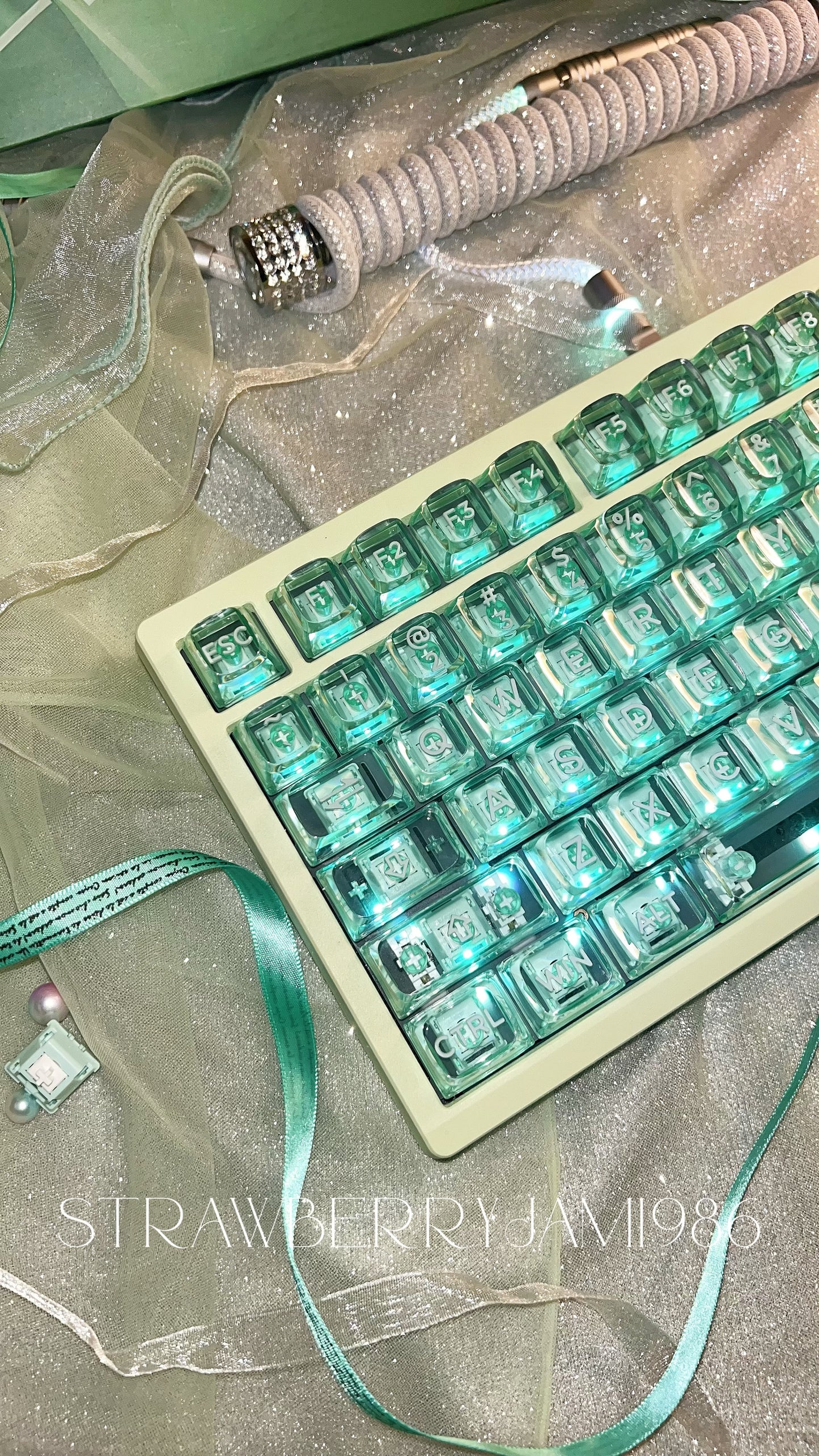 [only 1 Instock] Prebuilt ZOOM75 Green Aluminum Customized Mechanical Keyboard