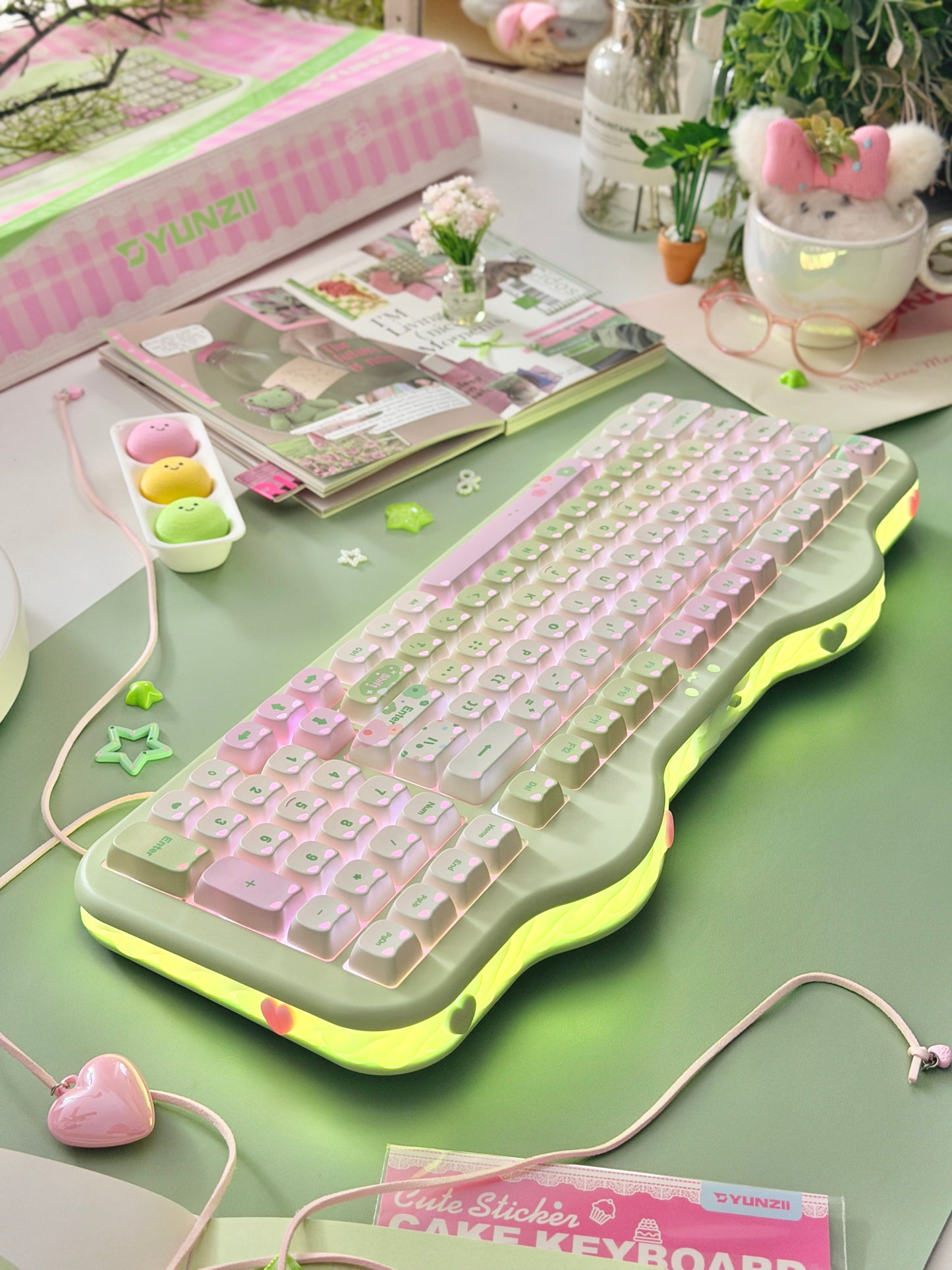 Unboxing Clearance ONLY 1 YUNZII C98 MAO Cake Kitten Wireless Mechanical Keyboard （preorder Green）