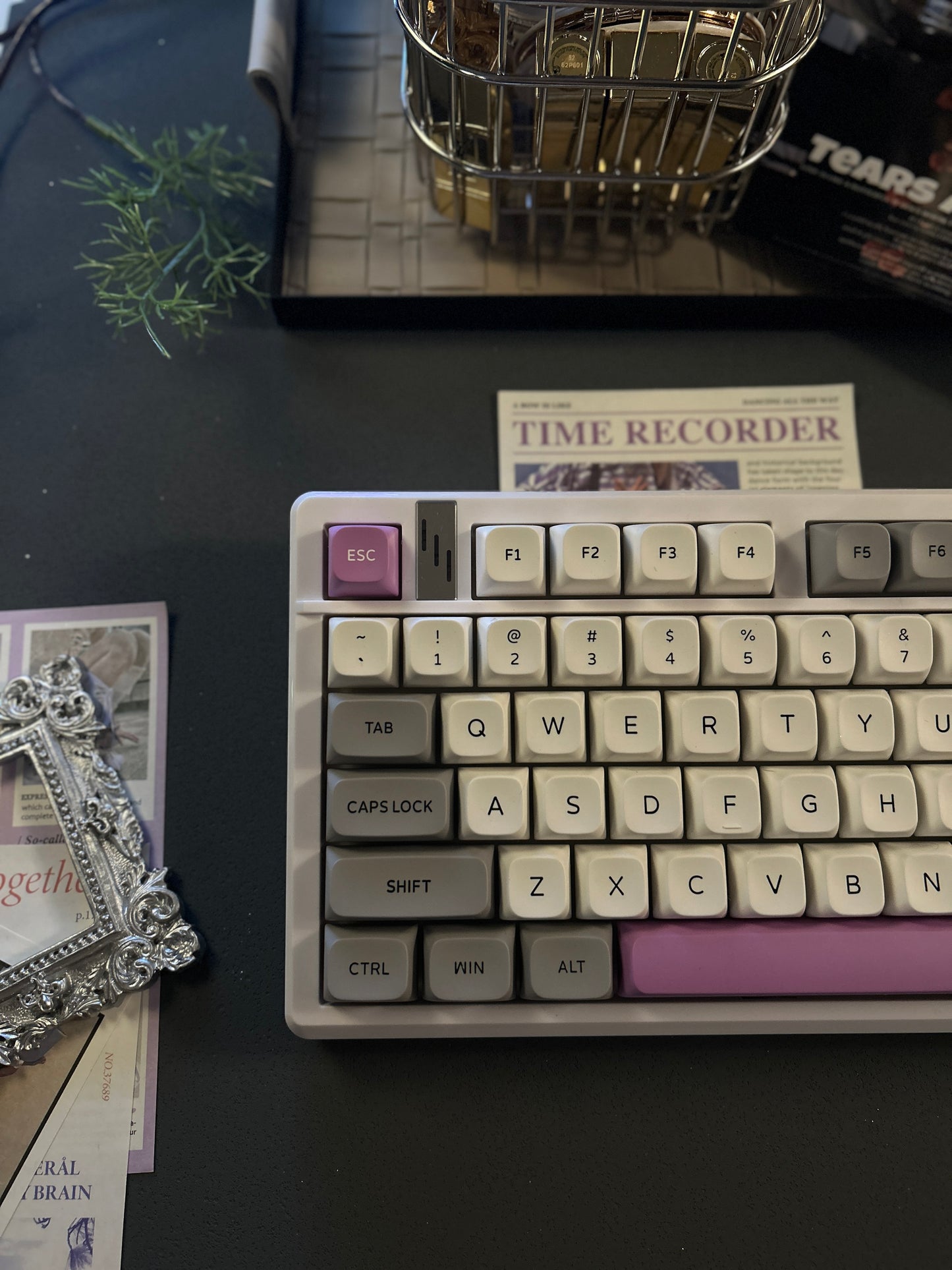 Unboxing Sample For Sale ONLY 1 Instock GK GAMAKAY TK101 98% Mechanical Keyboard