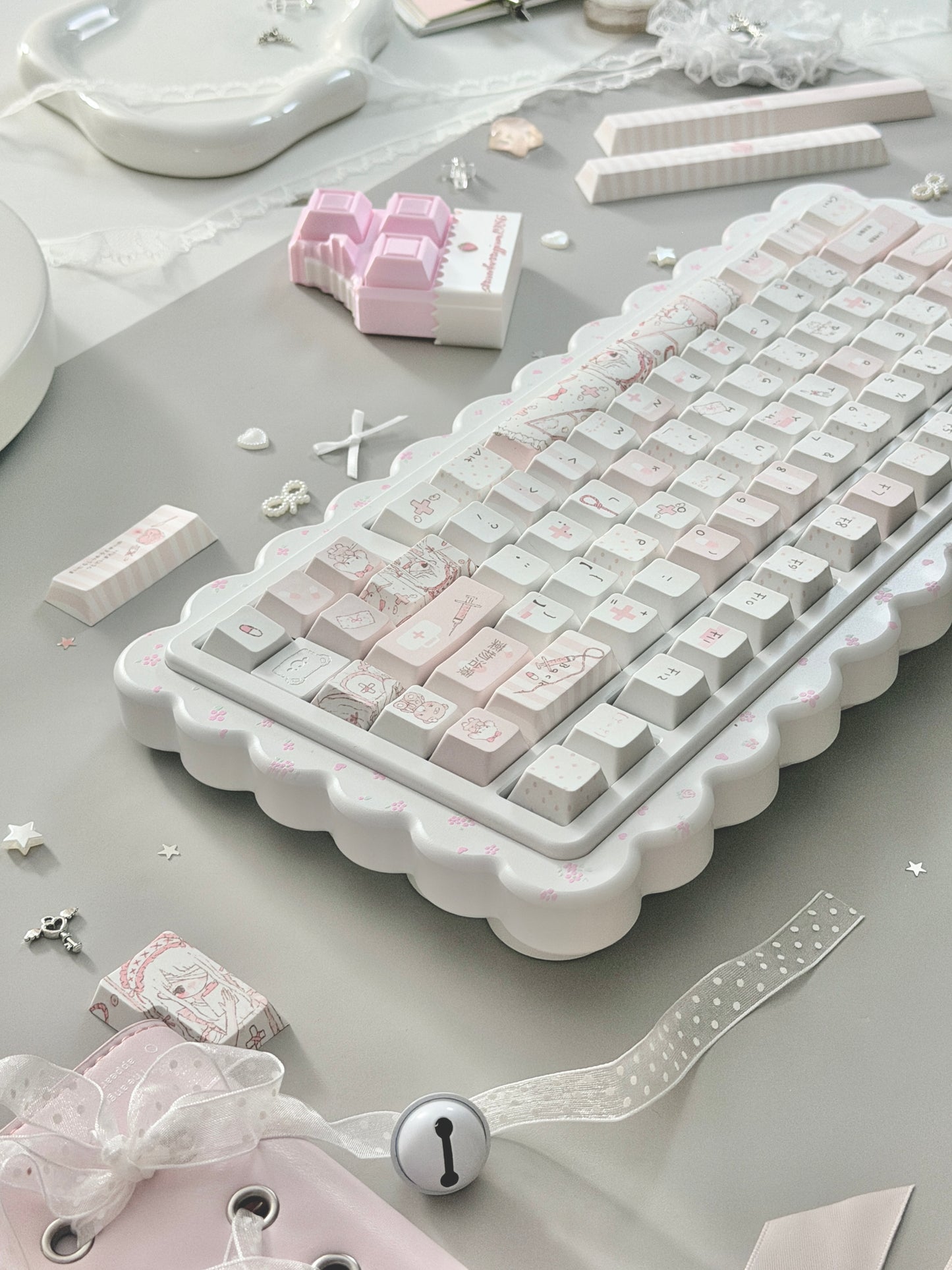 ONLY 1 Instock Prebuilt Aluminum Customized Mechanical Keyboard Cookies75 White Floral Set
