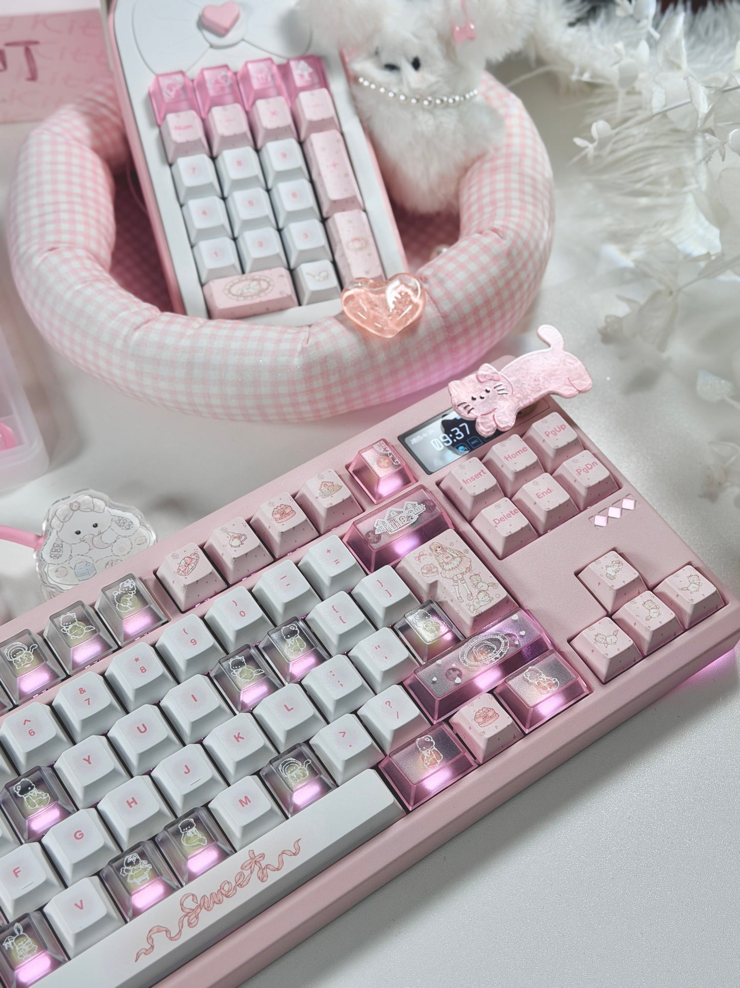 ONLY 1 Instock Prebuilt Aluminum Custom Mechanical Keyboard Pale Pink Meletrix ZOOM TKL DYNA Cat Keycap Set & Bow Pad