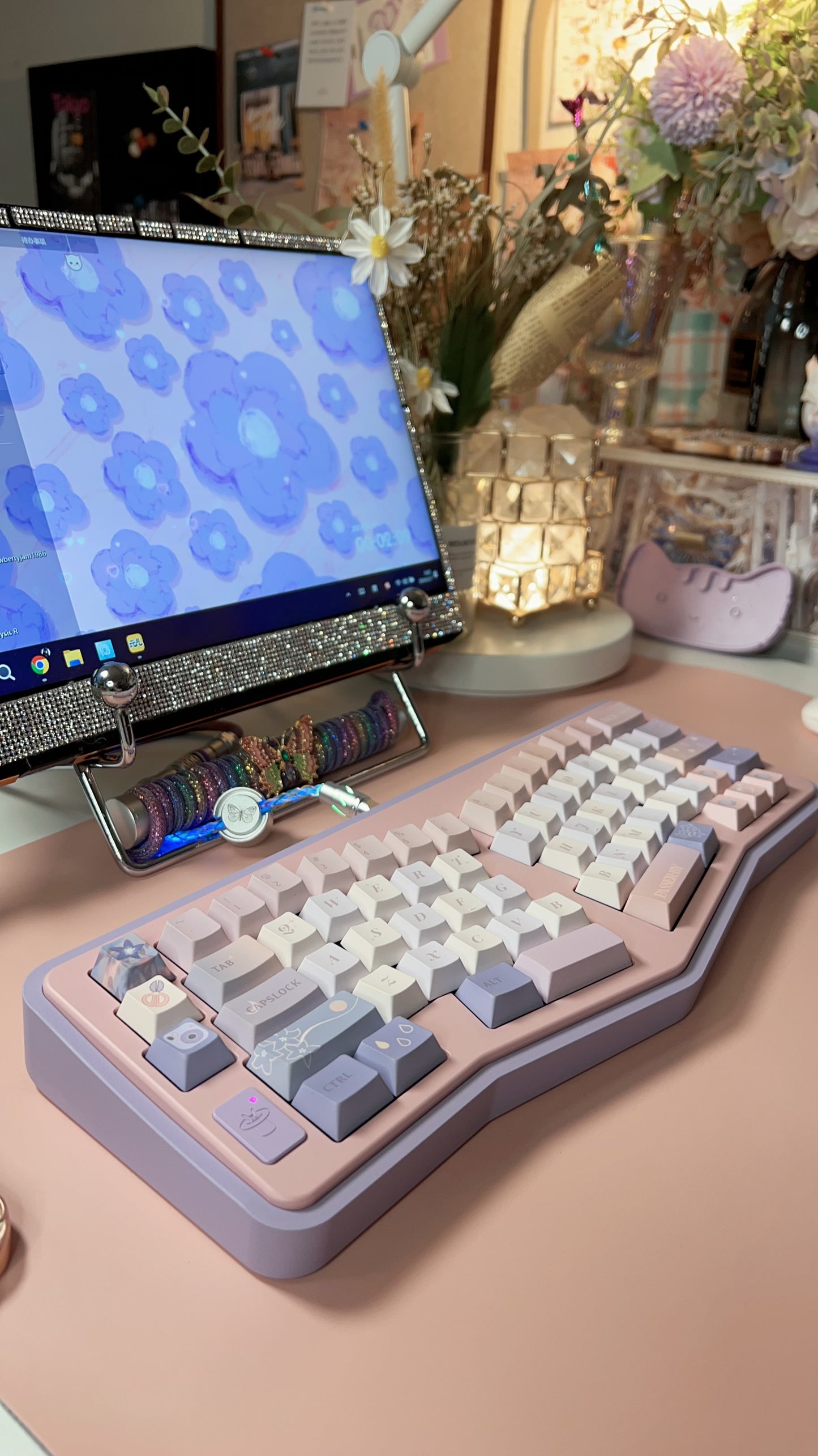 Preorder Prebuild Purple Pink Dreamy Bellflower Vlice Ergonomic Aluminum Customized Keyboard