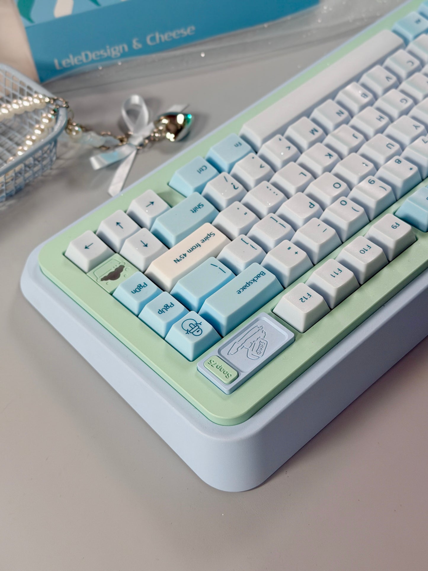 ONLY 1 Instock Prebuilt Aluminum Customized Mechanical Keyboard Blue Green Soap75 ➕ Pad