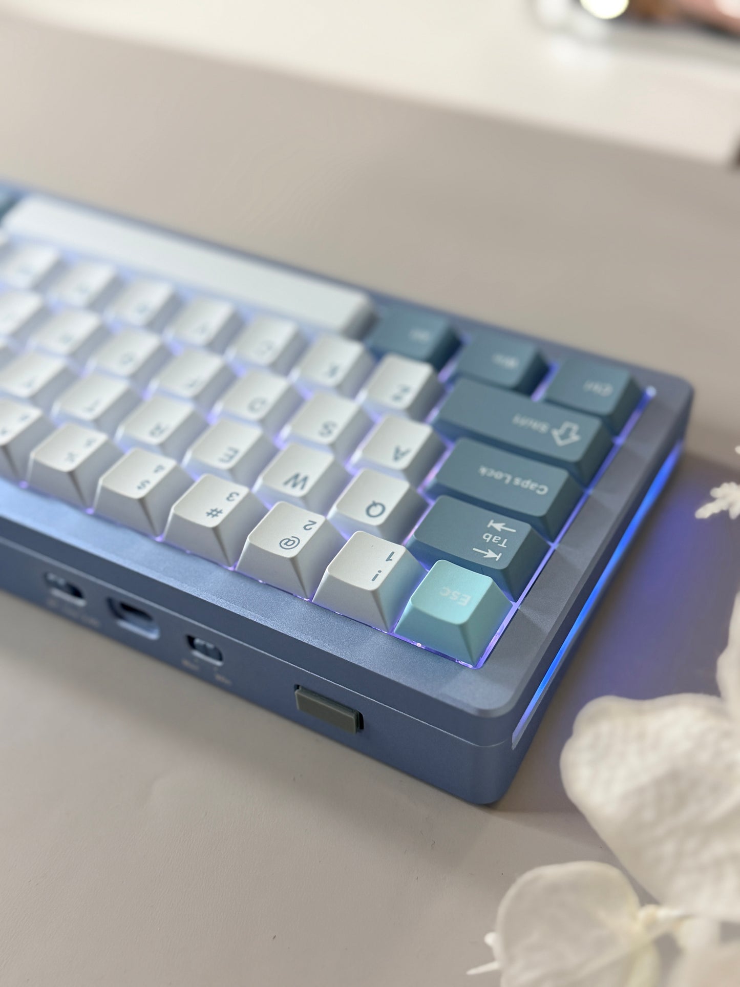 Unboxing For SALEs Womier SK71 Gaming Keyboard Aluminum Wireless Mechanical Creamy Keyboard Silver Blue