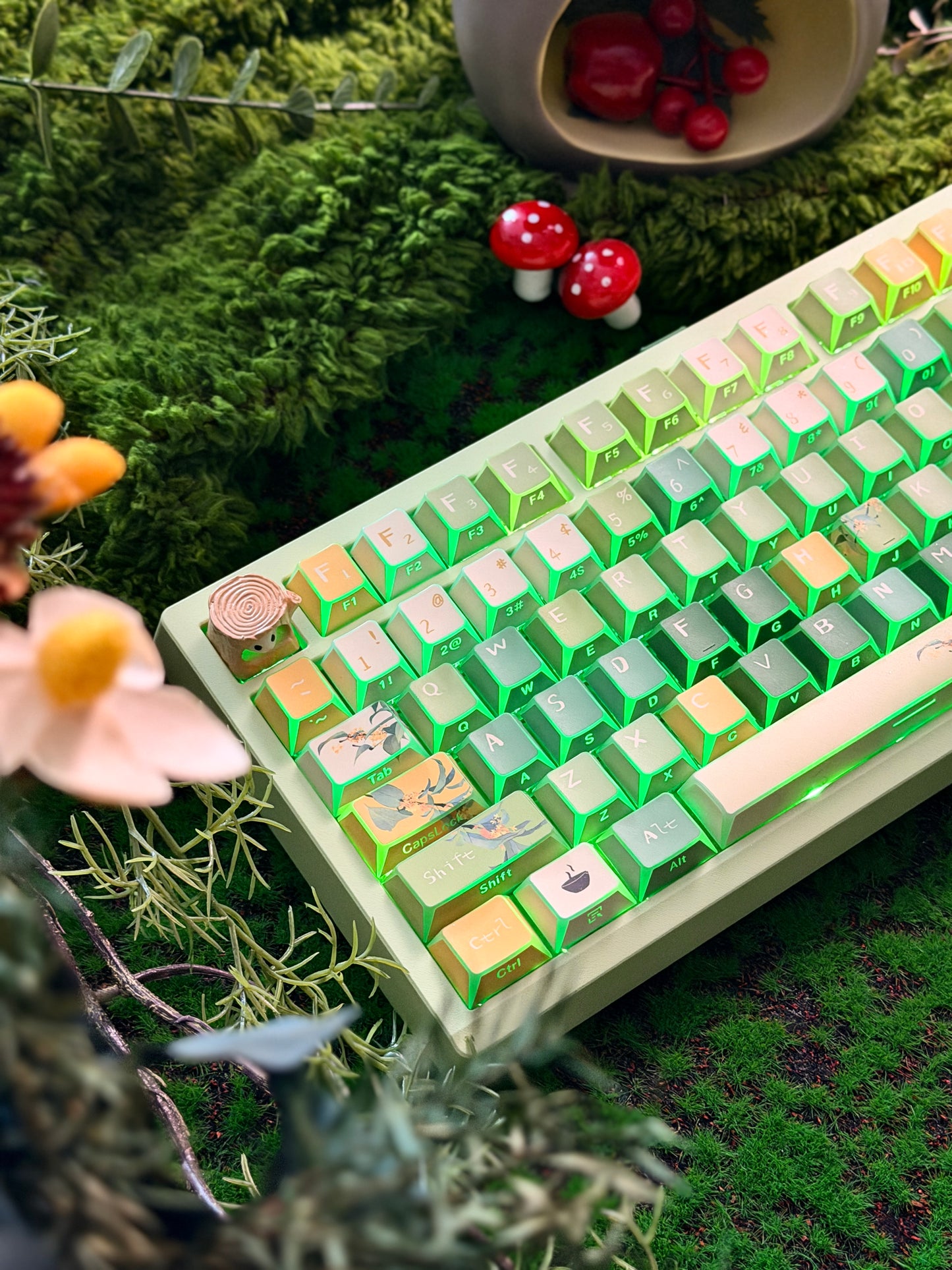 ONLY 1 Prebuilt Aluminum Customized Mechanical Keyboard Zoom75 TIGA Milky Green Tri-Mode Wireless Backlit ➕ URE Keycaps