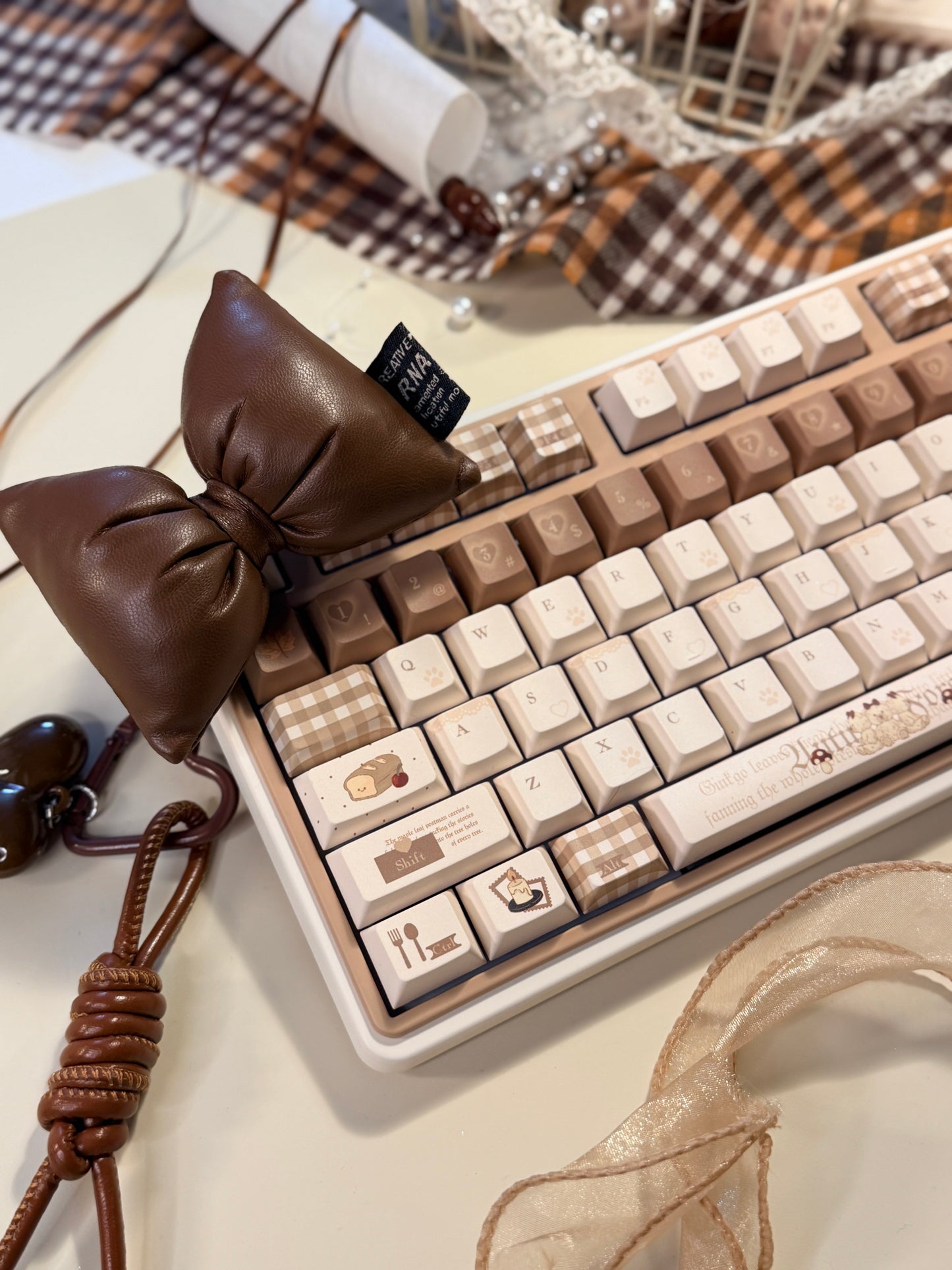 #0245 Mocha Bear Cute Brown Beige Keycap Cherry Profile（not including keyboard）