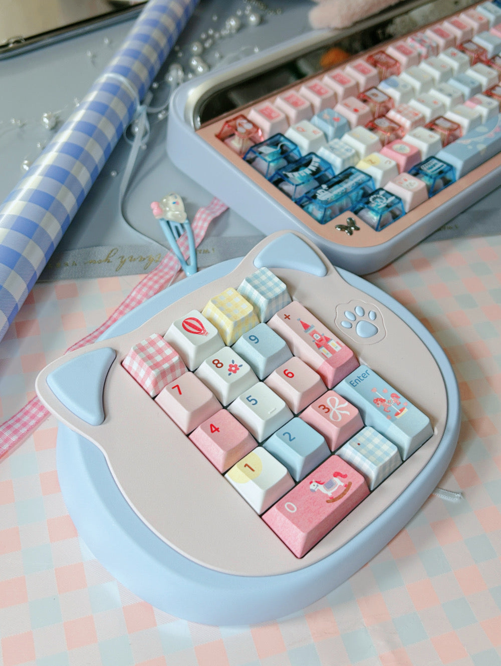 ONLY 1 Instock Prebuilt Aluminum Customized Mechanical Keyboard Targa65 Pink Blue Set（with switch & Keycap）
