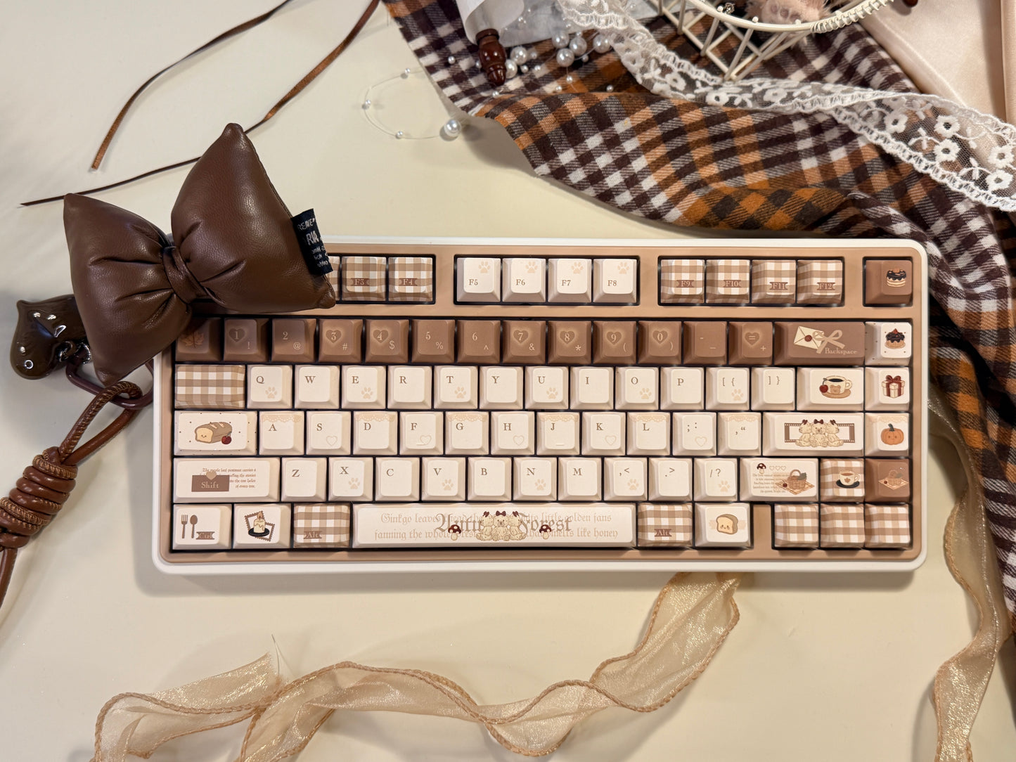 #0245 Mocha Bear Cute Brown Beige Keycap Cherry Profile（not including keyboard）