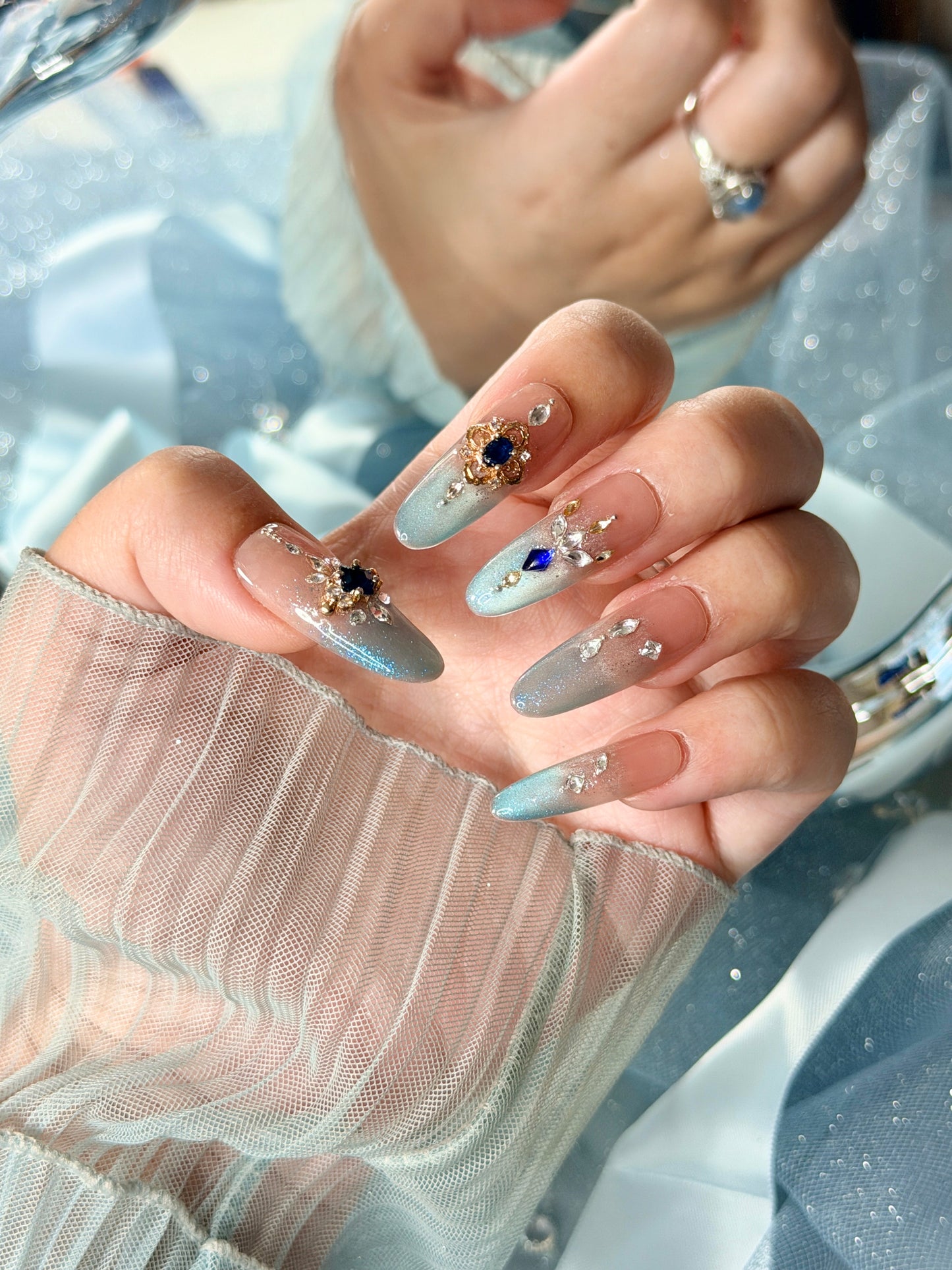 Crystal Blue Press On Nails Shimmering Diamond Cat-Eye Long Oval Handmade Nail Arts