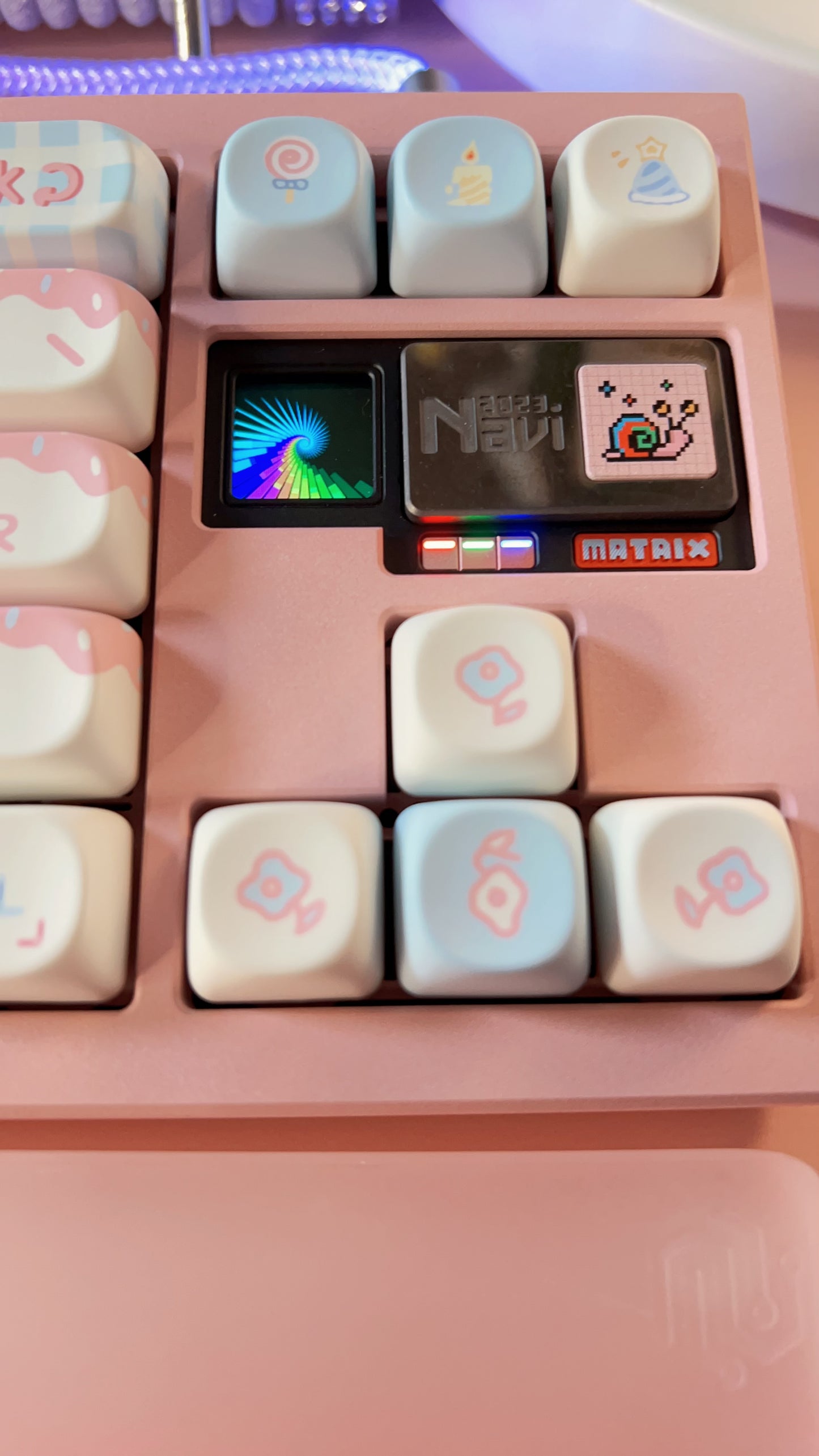 「Fully Assembled」Matrix Navi70 Pink Pastel Blue Cake Cute Customized Keyboard