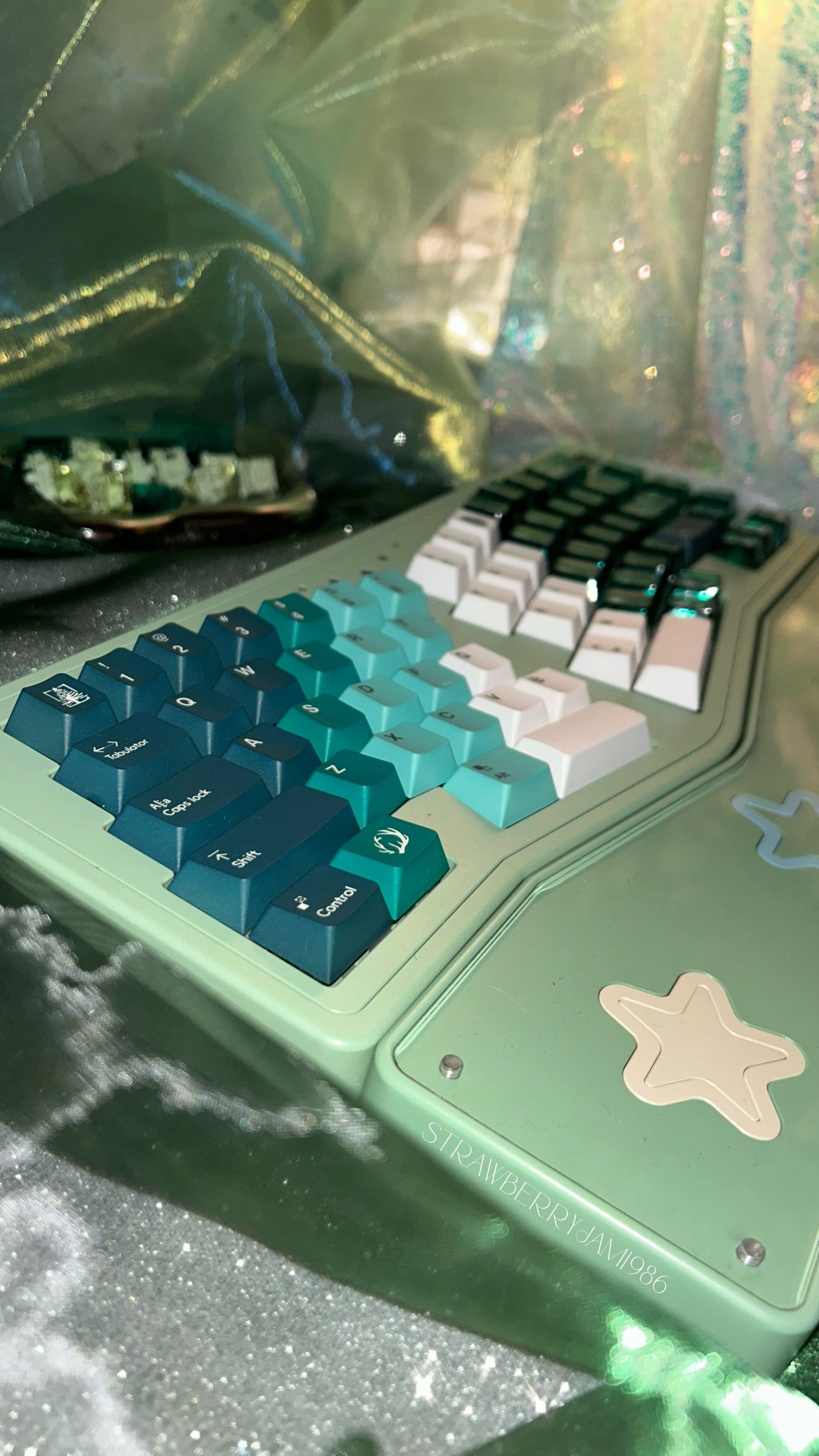 [ONLY 1 Instock] Prebuilt StarAlice Aluminum Customized Mechanical Keyboard & Wristrest Set