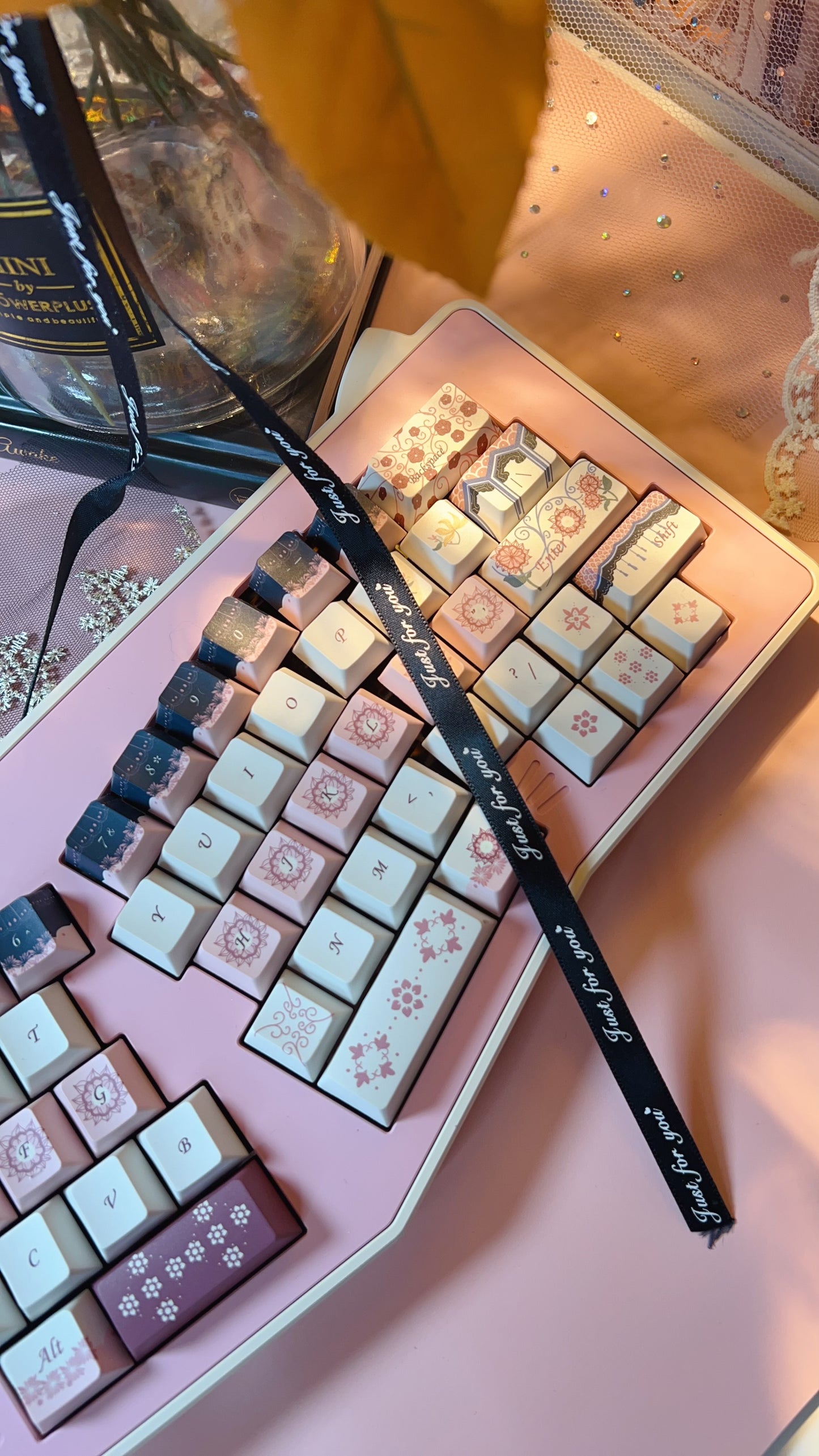 【Only 1 In-stock】Prebuilt Kitten Alice pink beige Aluminum Ergonomic Customized Mechanical Keyboard