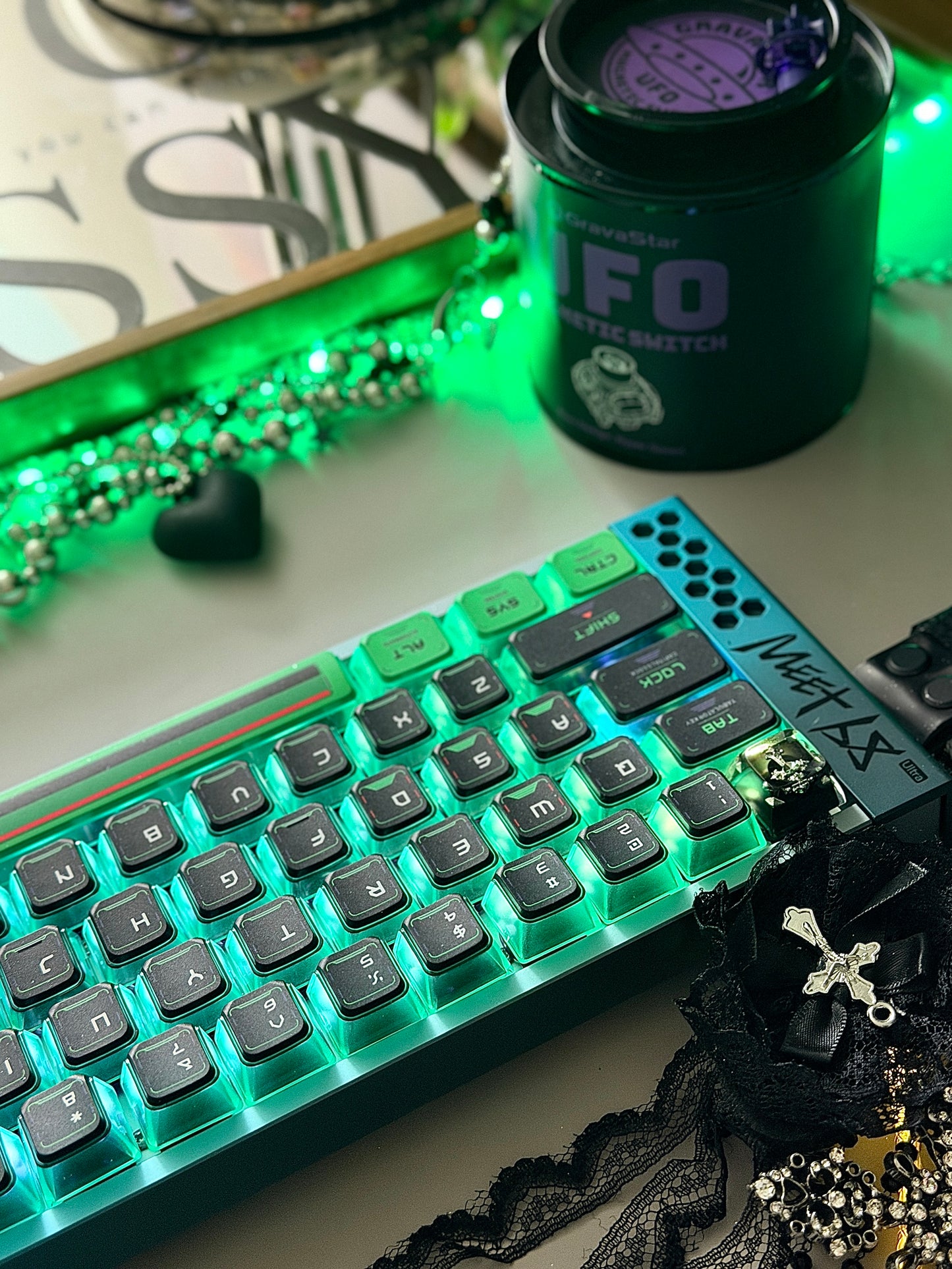 Unboxing For SALEs Meet68 Prebuilt Aurora Green Aluminum Custom Gaming Keyboard + GravaStar UFO Magnetic Switch + Keytok Snake Bell Keycap Set