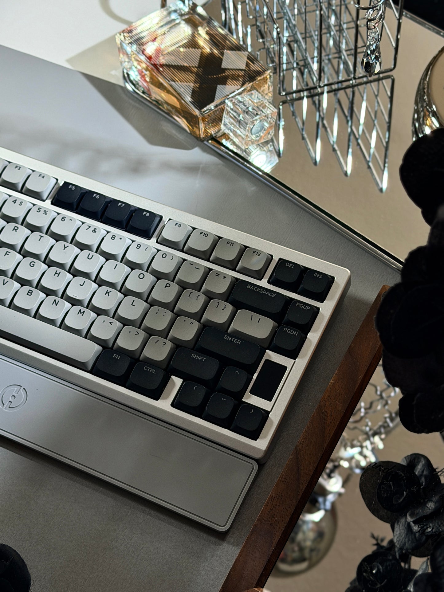Unboxing Clearance ONLY 1 Instock Chilkey ND75 LP Wireless Gaming Keyboard with LCD Screen Silver Black Grey