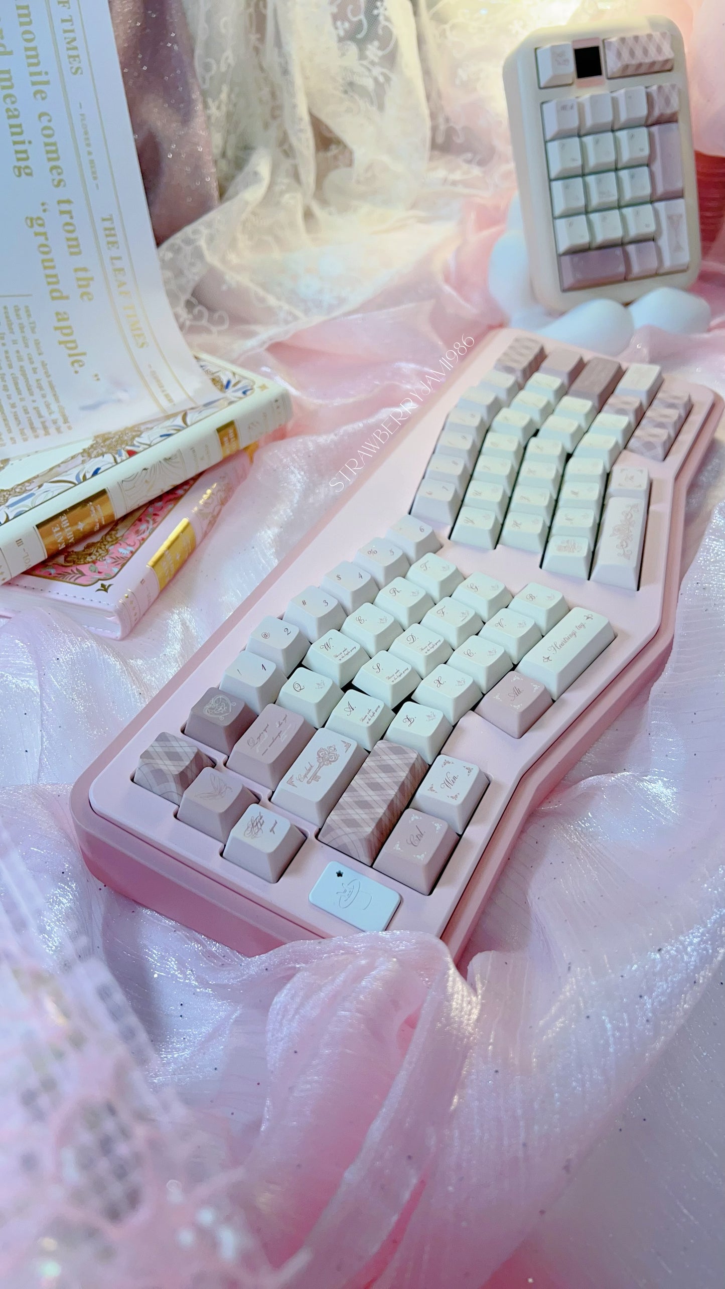 Prebuilt Vlice Pink Aluminum Customized Mechanical Keyboard