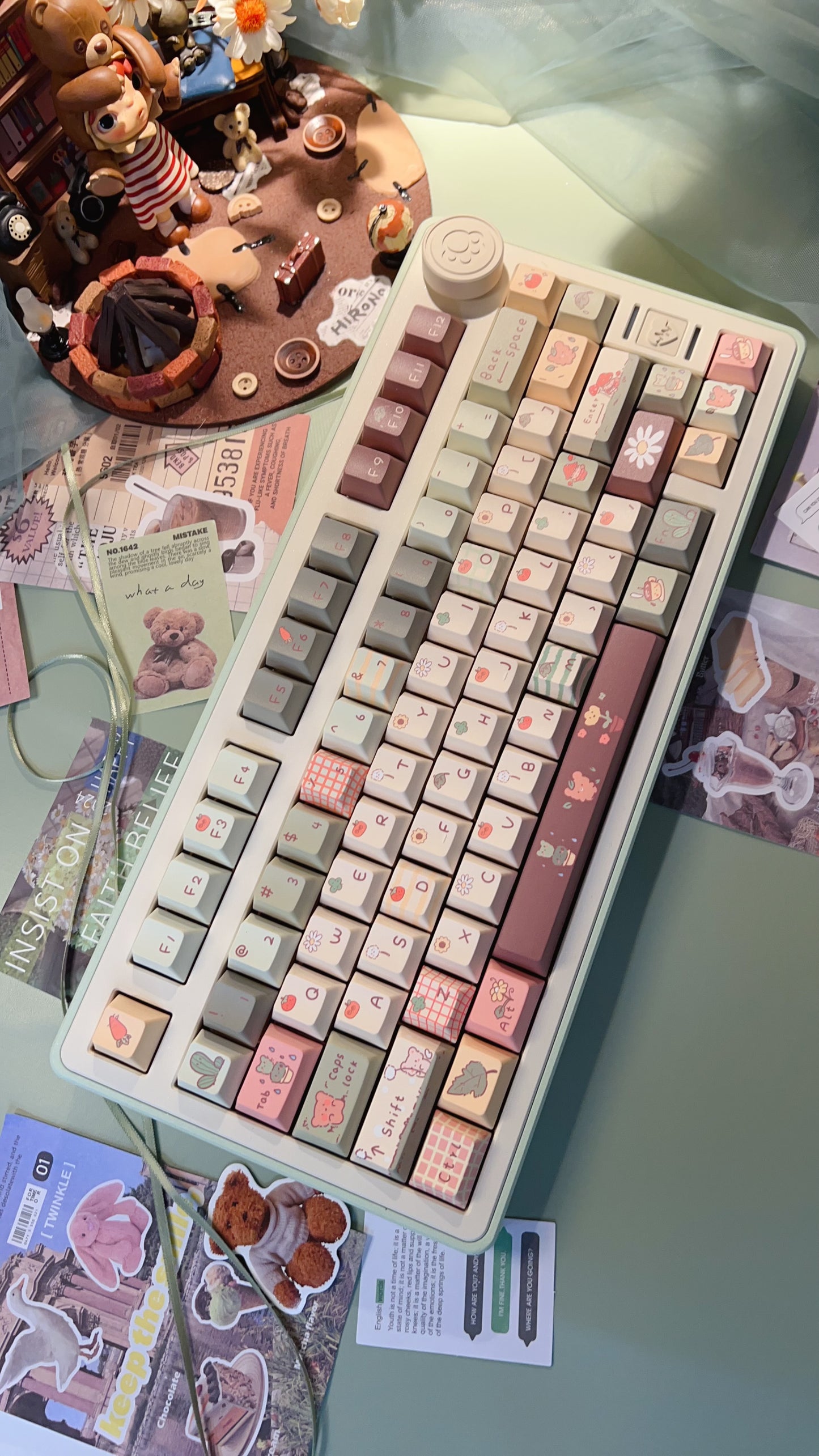 Preorder Prebuild Tn75 Pastel Green Beige Aluminum Customized Mechanical Keyboard