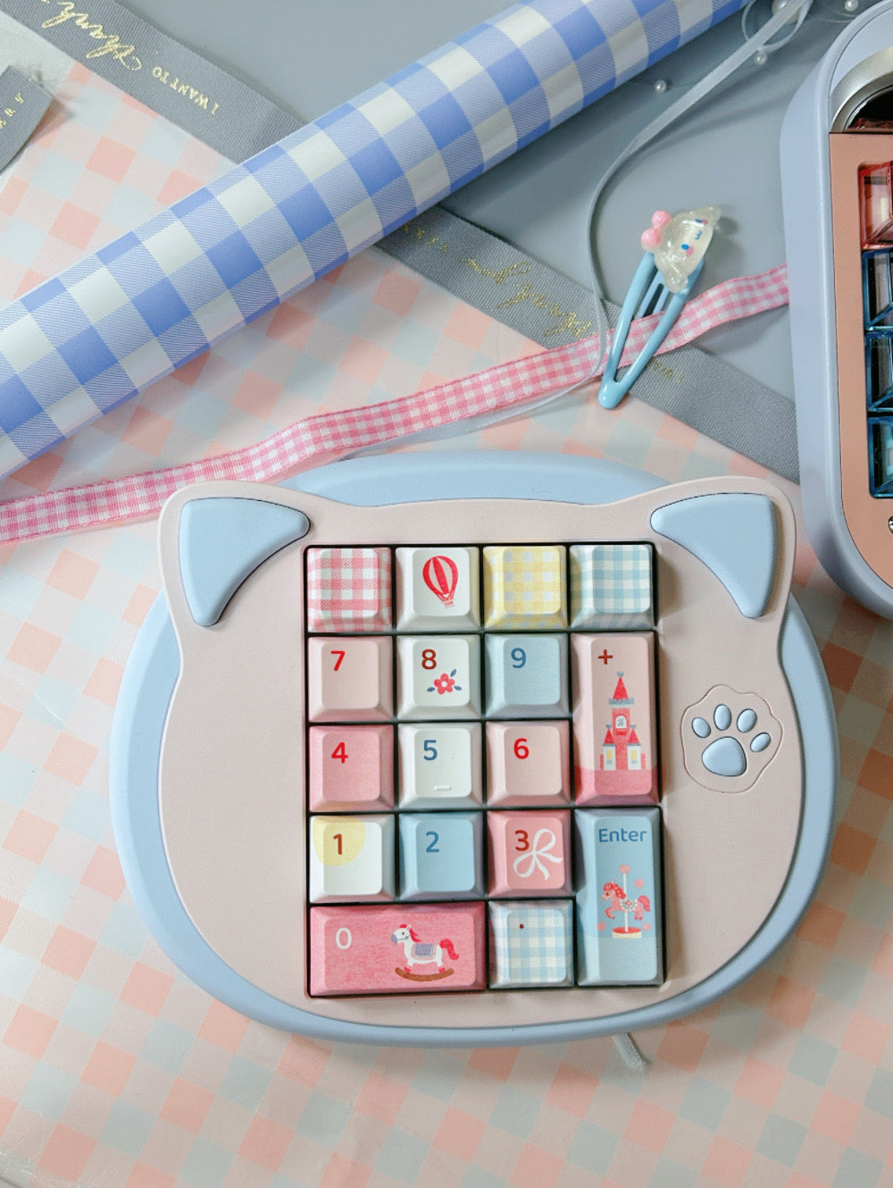 ONLY 1 Instock Prebuilt Aluminum Customized Mechanical Keyboard Targa65 Pink Blue Set（with switch & Keycap）