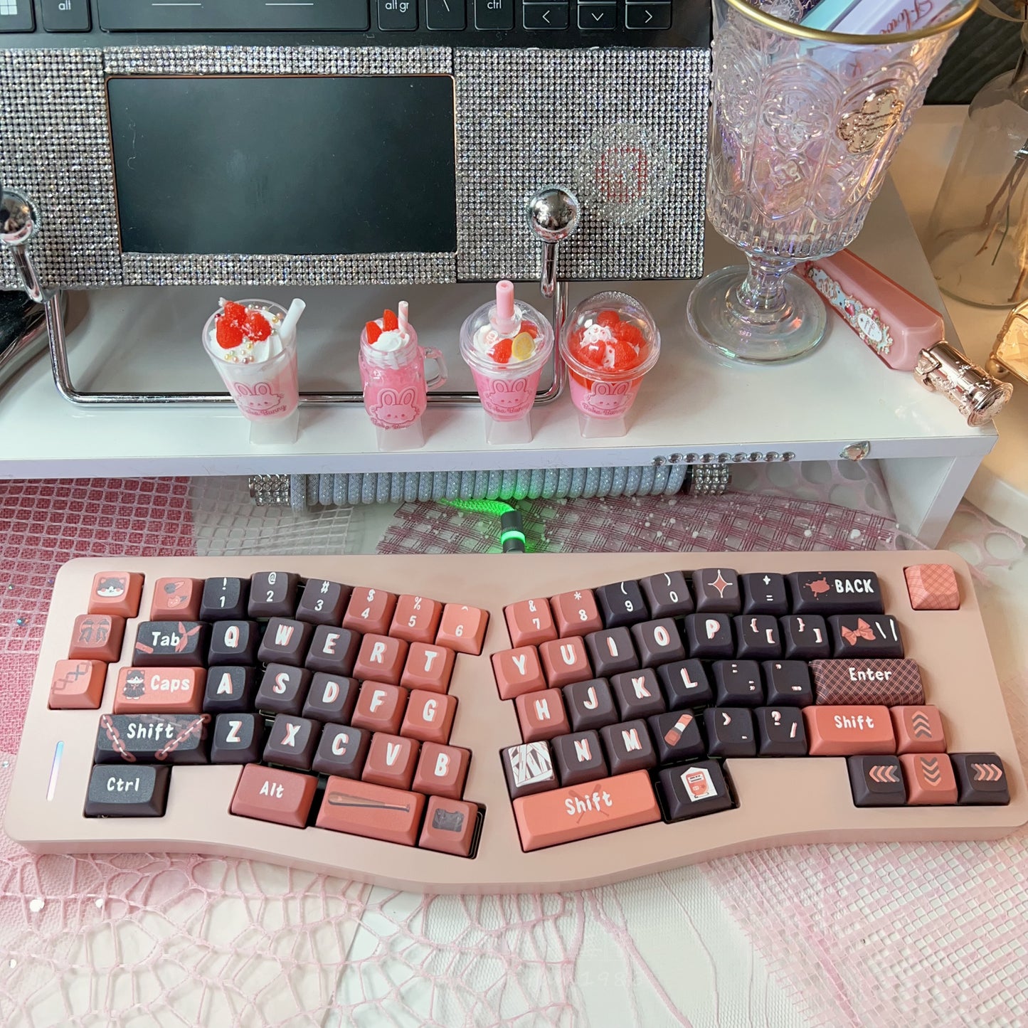 「Fully Assembled」Dimi Alice Creamy Pink Aluminum Ergonomic Mechanical Customized Keyboard