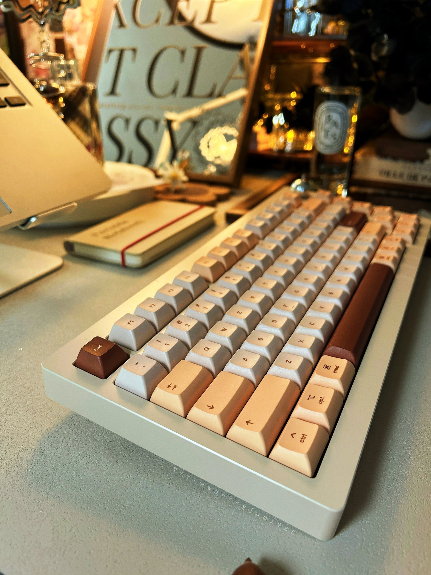 Sample For Sale ONLY 1 Instock Sprout 75 — The Bubble Tea Mechanical Keyboard