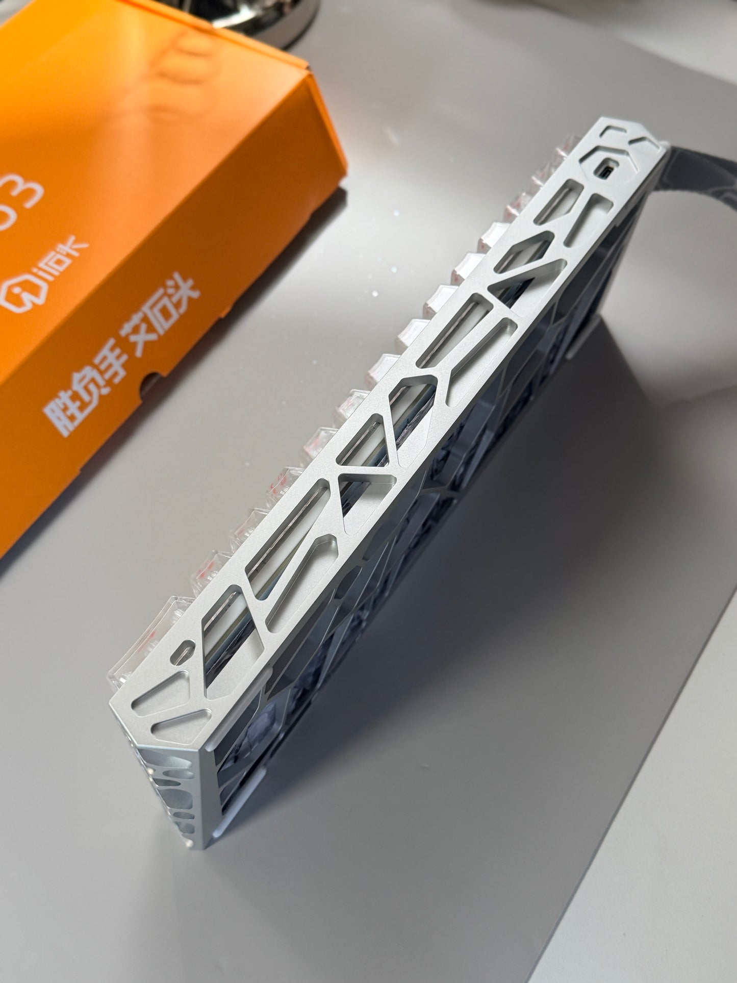 Unboxing Clearance ONLY 1 InstockI ROK Hollow Aluminum Silver MG63 Magnetic Gaming Mechanical Keyboard