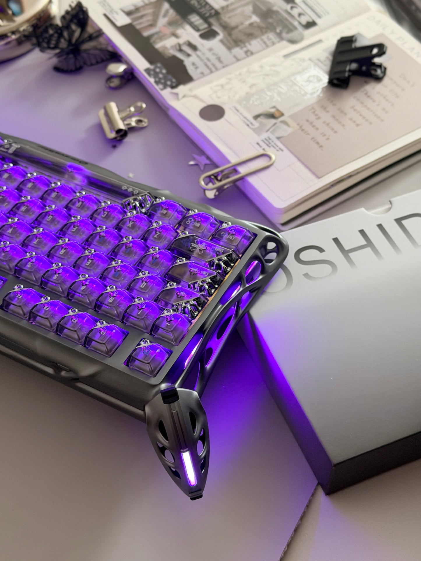 Unboxing Clearance ONLY 1 GravaStar Mercury K1 Pro - Interstellar Silver Mechanical Keyboard  & QUANTUM HONEYCOMB KEYCAPS