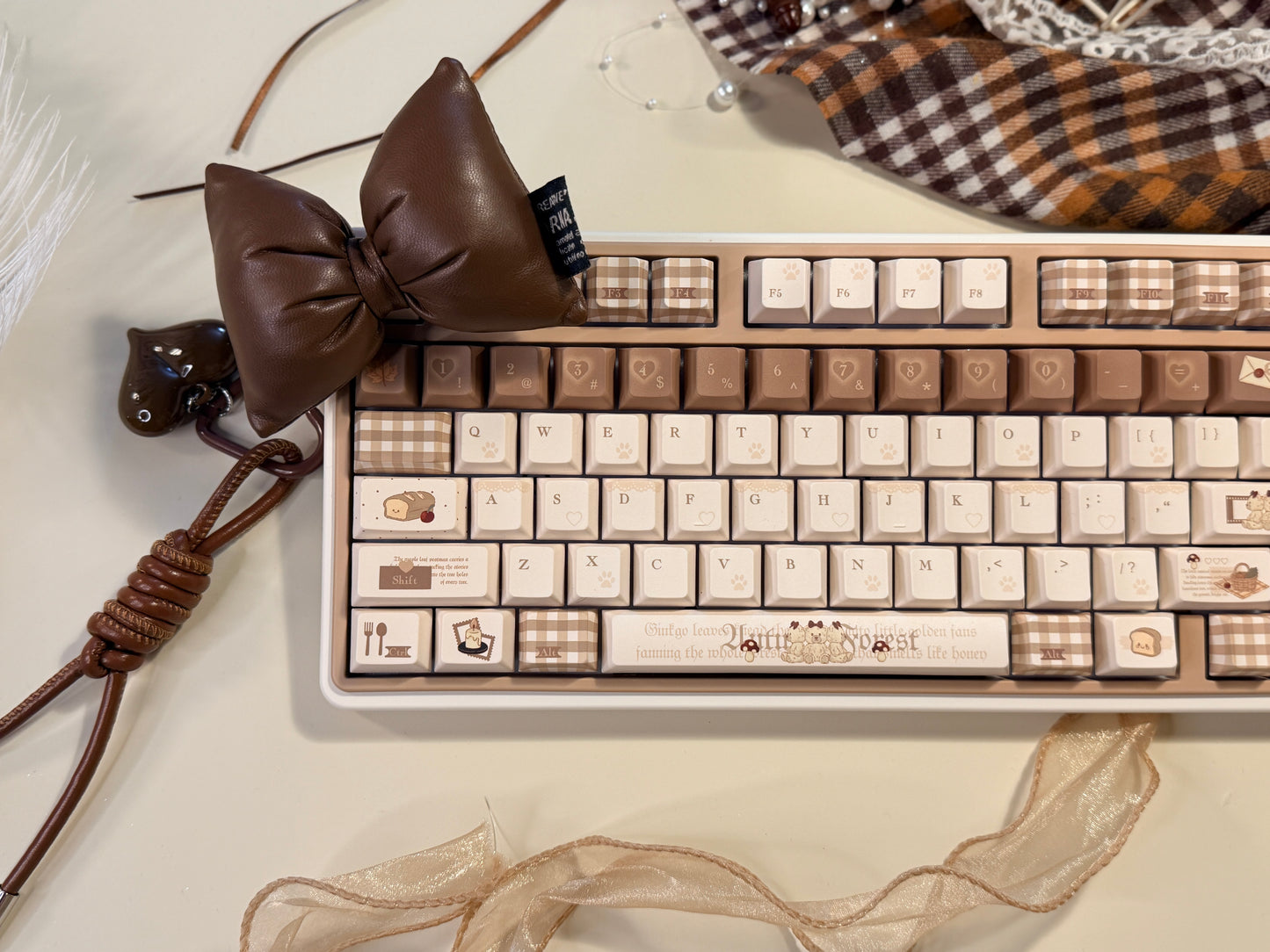 #0245 Mocha Bear Cute Brown Beige Keycap Cherry Profile（not including keyboard）