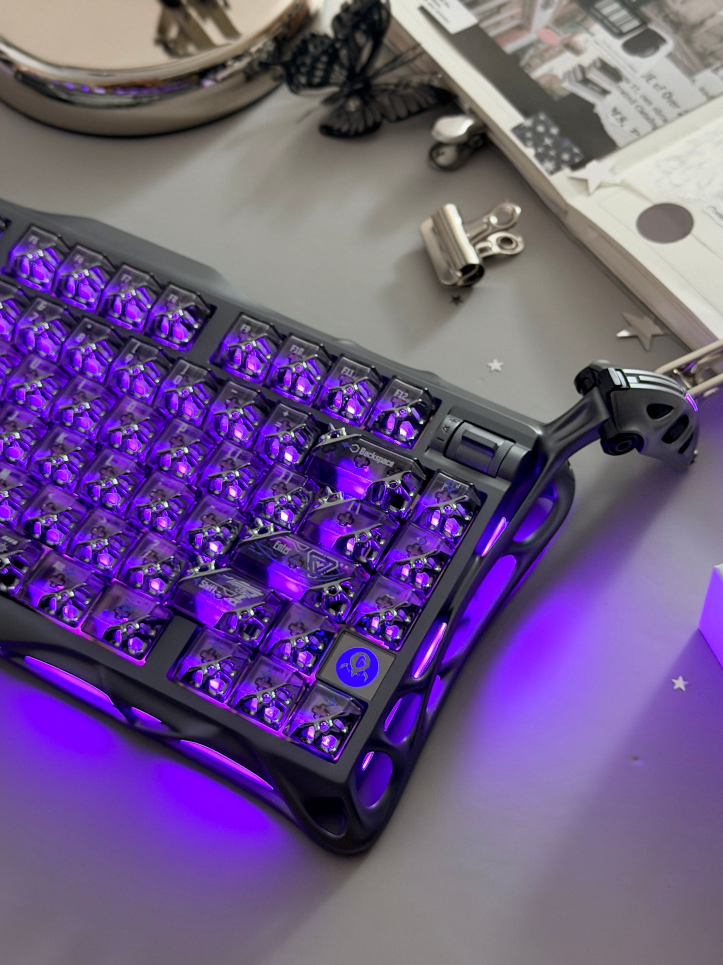 Unboxing Clearance ONLY 1 GravaStar Mercury K1 Pro - Interstellar Silver Mechanical Keyboard  & QUANTUM HONEYCOMB KEYCAPS