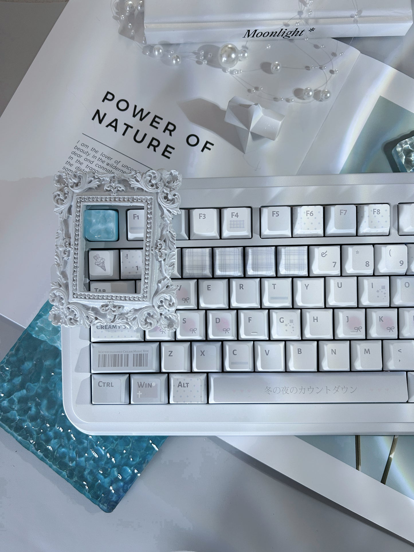 Preorder Prebuilt Aluminum Customized Mechanical Keyboard Soap75 White creamy thocky set