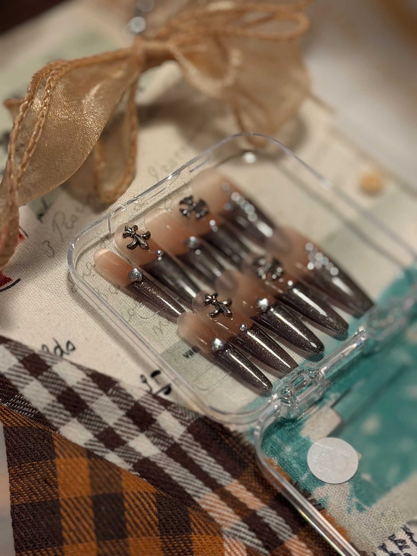 ONLY 1 Instock Designer False Nails Chrome Hearts Smoky Coffee Fine Shimmer French Style Long Press-On Nails(#889）