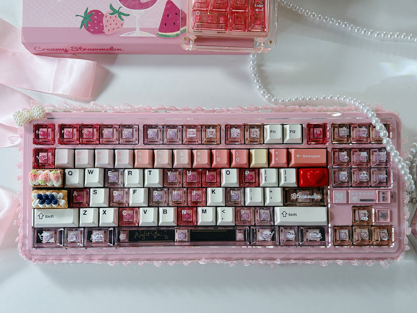ONLY 1 Instock Prebuilt Aluminum Customized Mechanical Keyboard Polaris80 Pink （notincluding the KiiBOOM number pad/lace strip/artisan keys）