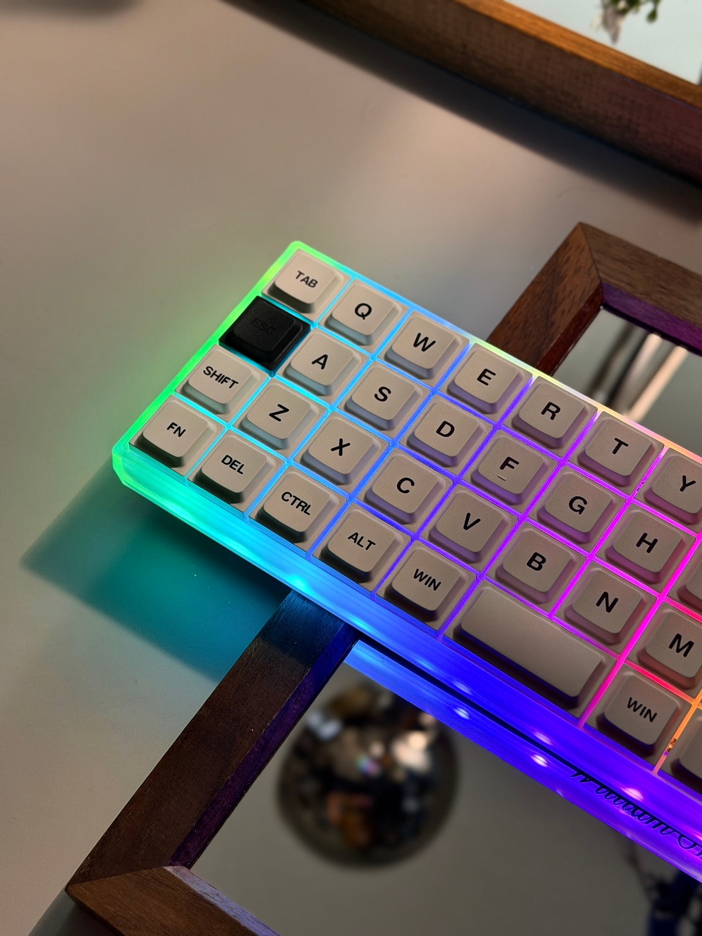 Unboxing Clearance ONLY 1 Instock Chosfox Geonix Rev.2.5 Mini 40% Low-Profile Mechanical Keyboard