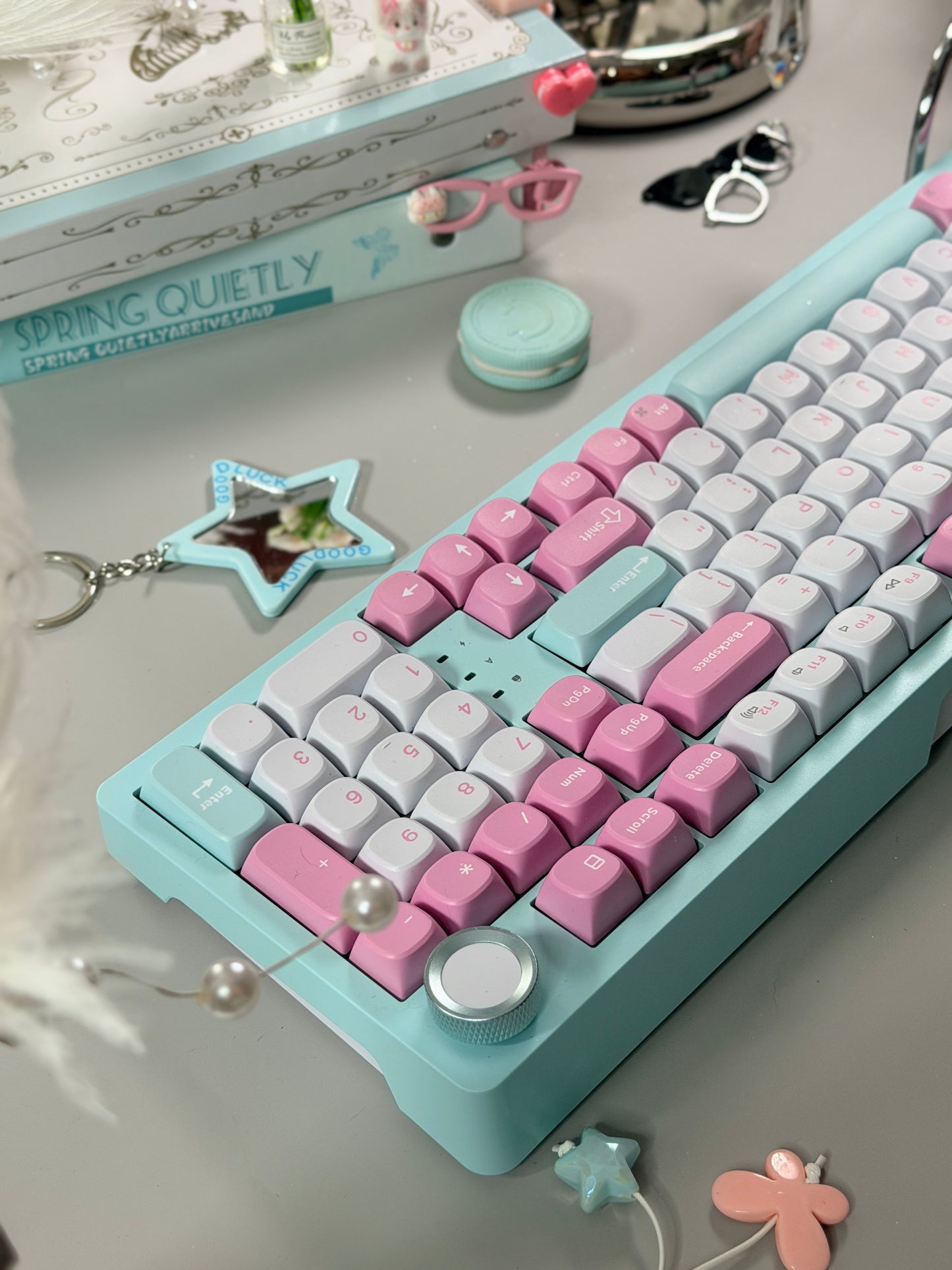Sample For Sale ONLY 1 Instock Keychron J3SE Pink Green Wireless Custom Mechanical Keyboard