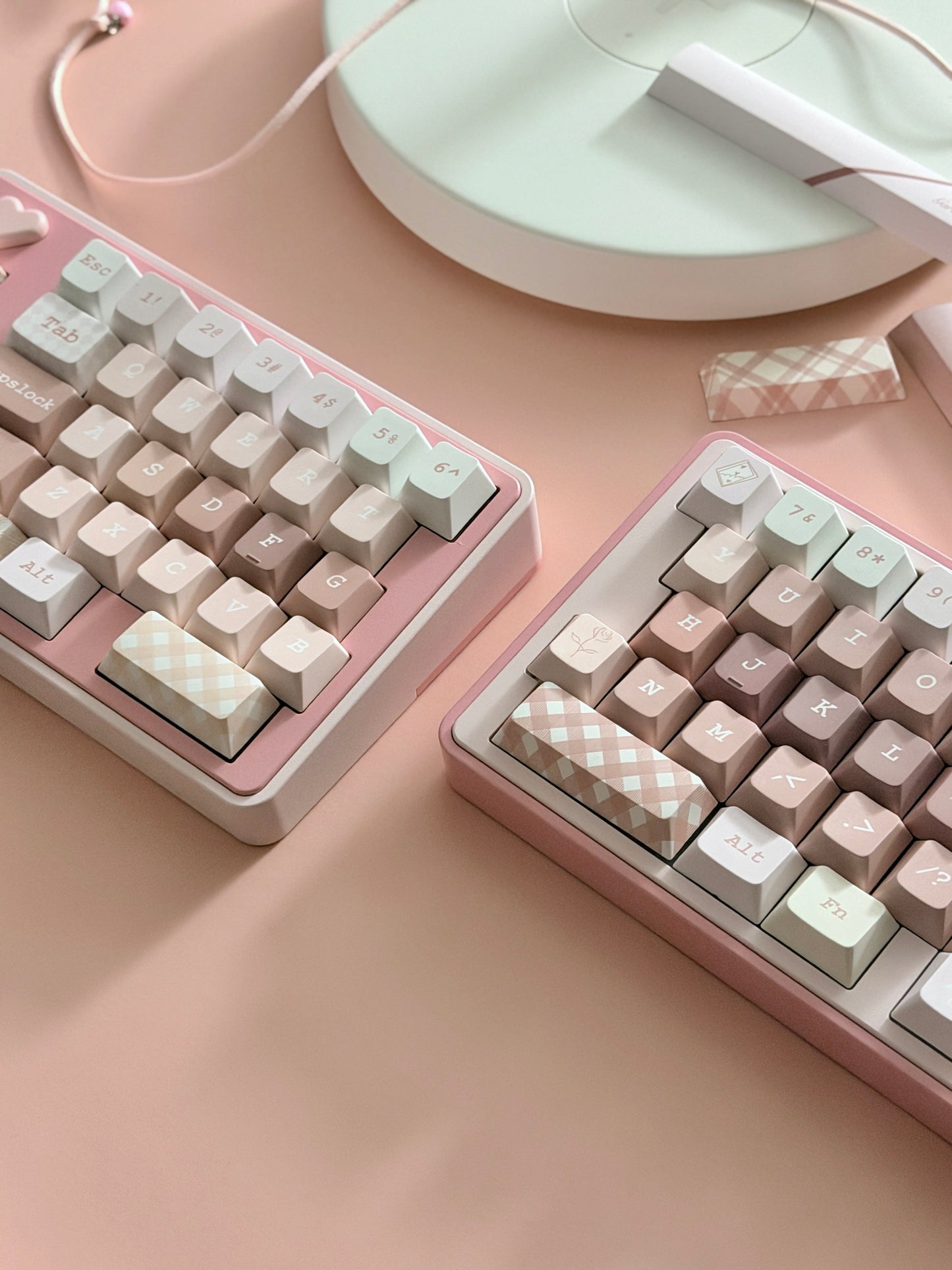PREORDER Prebuilt Pale Pink BLOCKBOY New Split65 Aluminum Custom Mechanical Keyboard（You Can Choose Other Keycap Set）