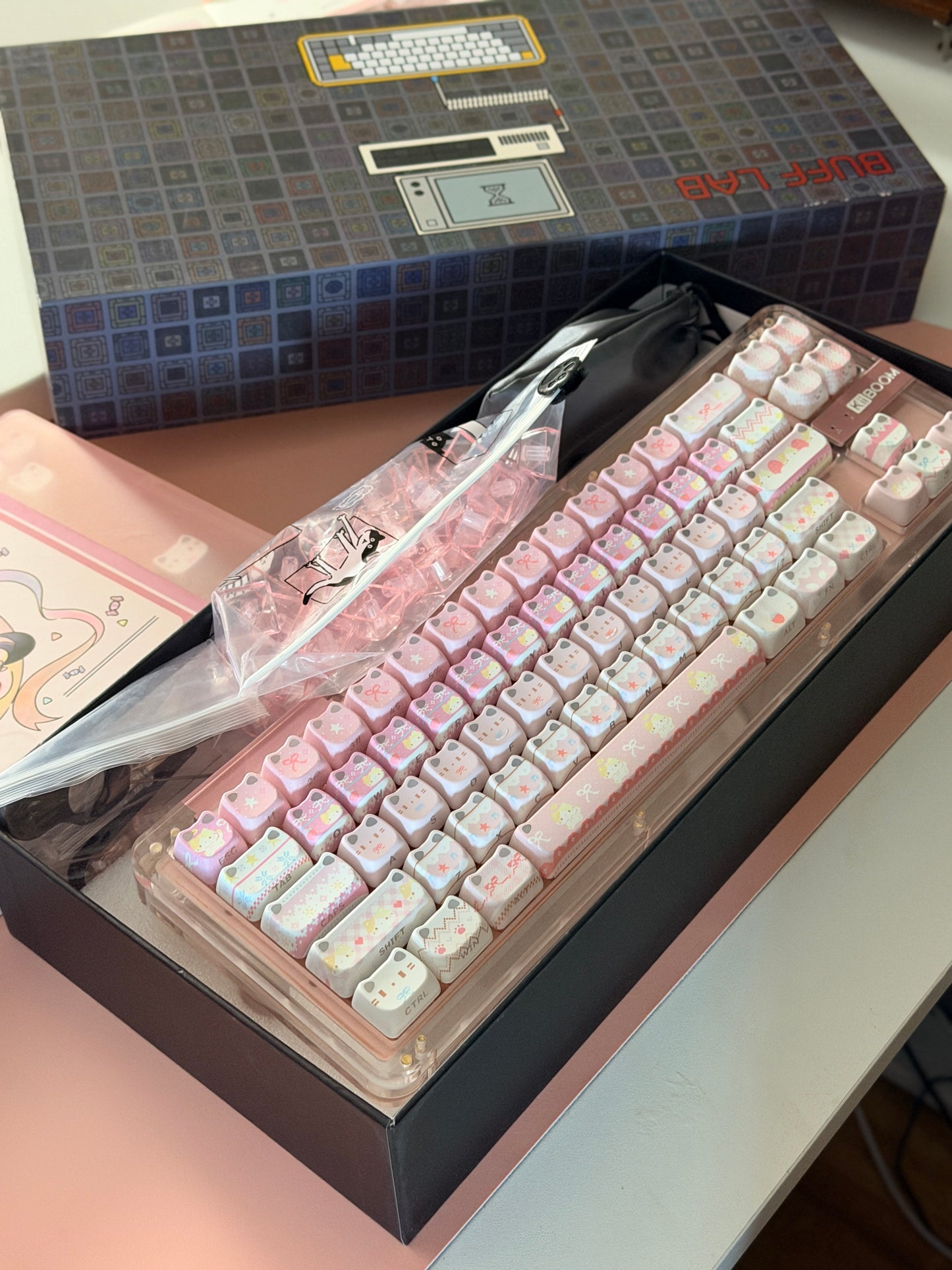 Unboxing Clearance ONLY 1 KiiBOOM Phantom 68 Pink Crystal Gasket-Mounted Mechanical Keyboard & KiiBOOM Pink Meow Keycap Set