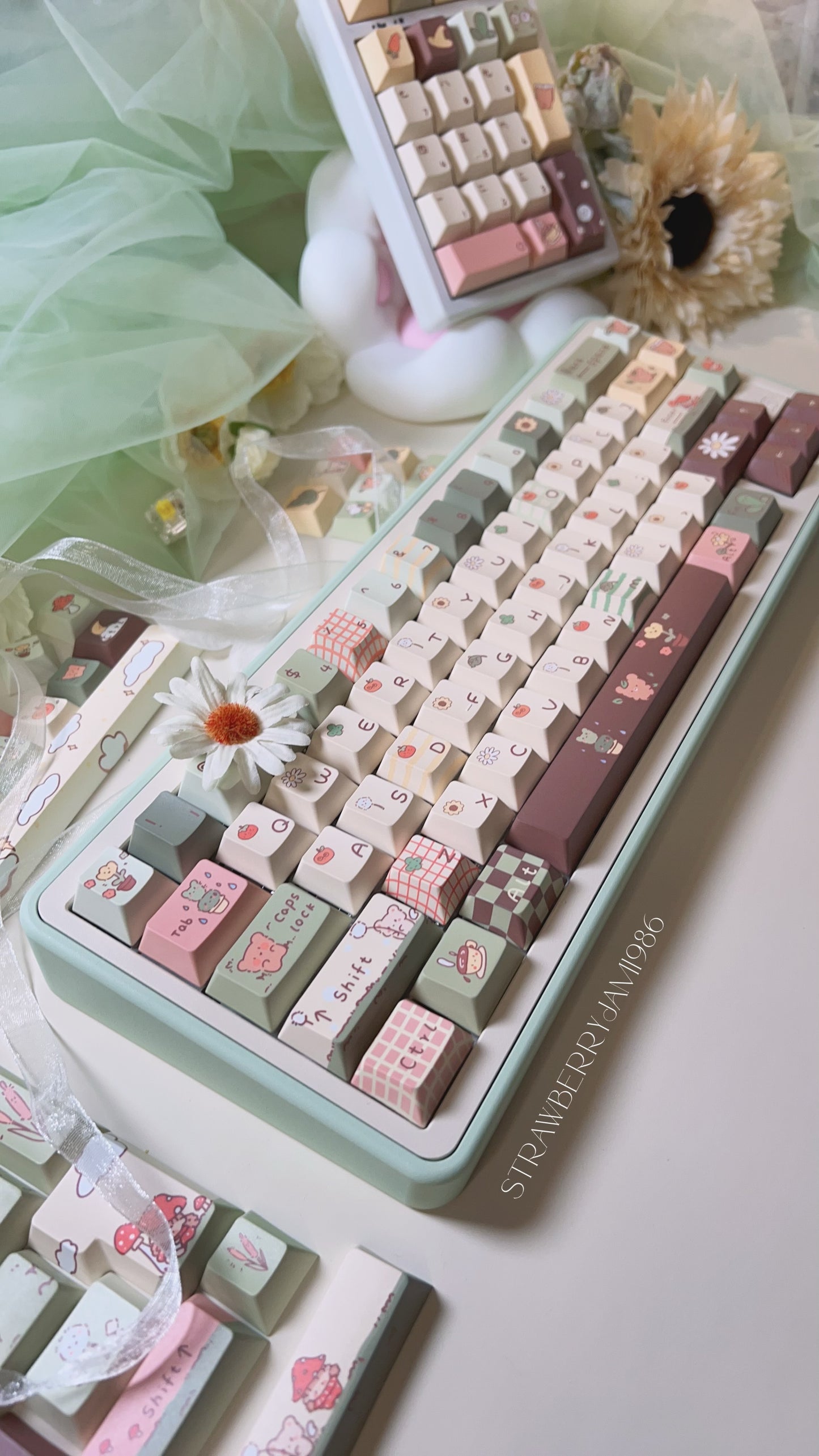 【Only 1 In-stock】 Prebuilt Story65 Pastel Gradient Green Farm Aluminum Mechanical Customized Keyboard