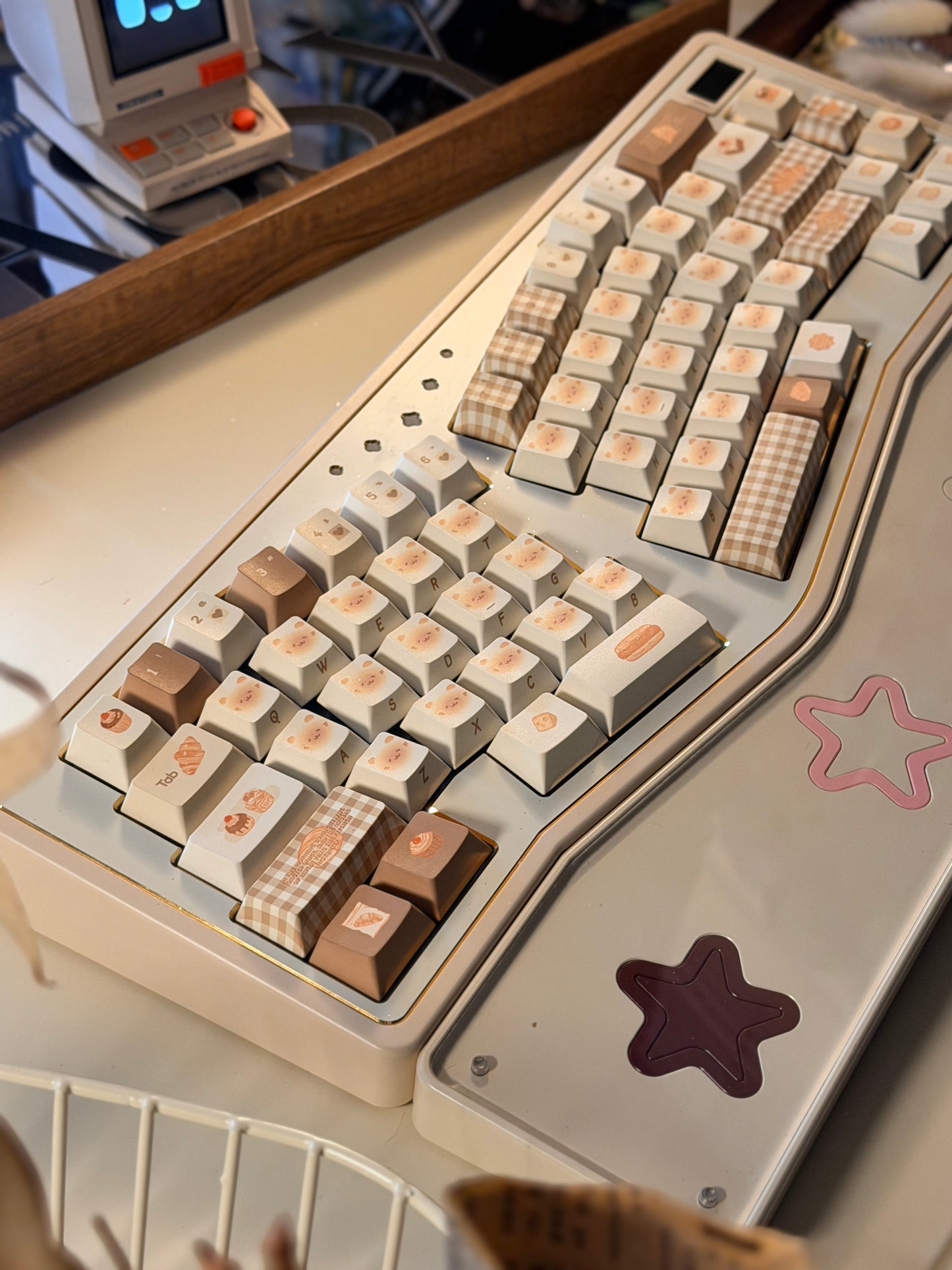 ONLY 1 instock Prebuilt Cream White StarAlice Aluminum Custom Mechanical Keyboard With Wrist rest