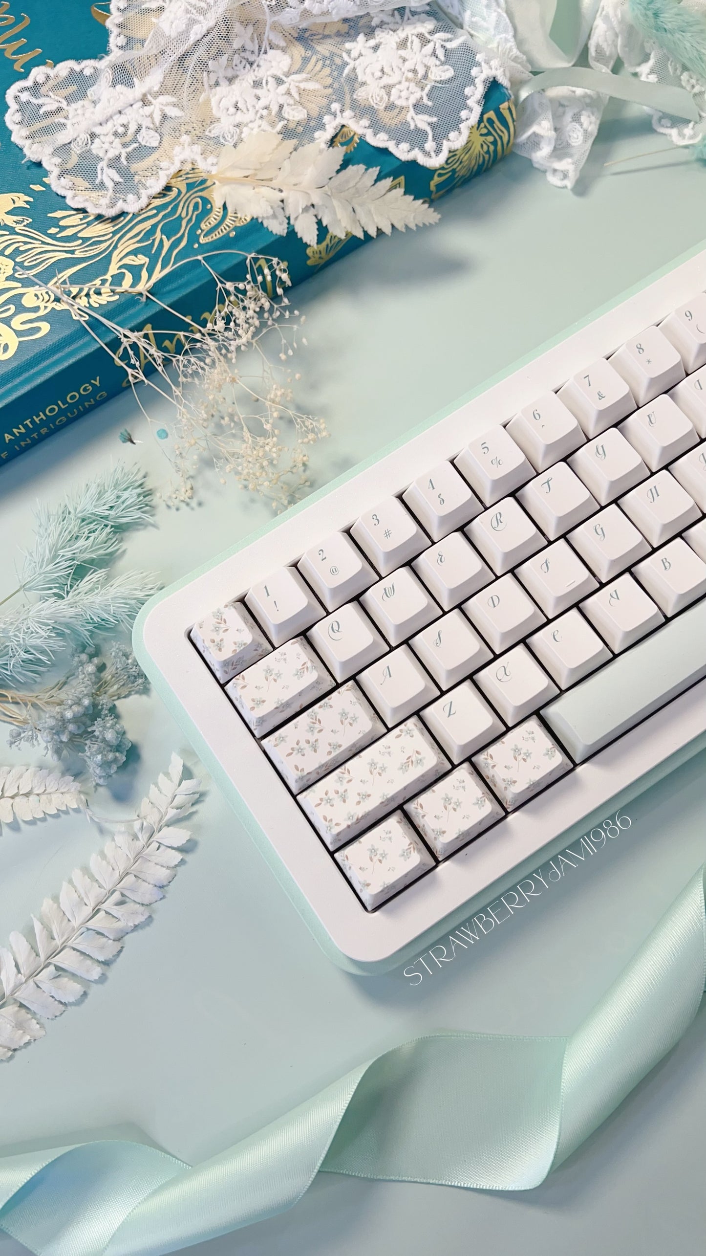 【Only 1 In-stock】 Prebuilt Bow65 Mint Green Floral Aluminum Customized Mechanical Keyboard