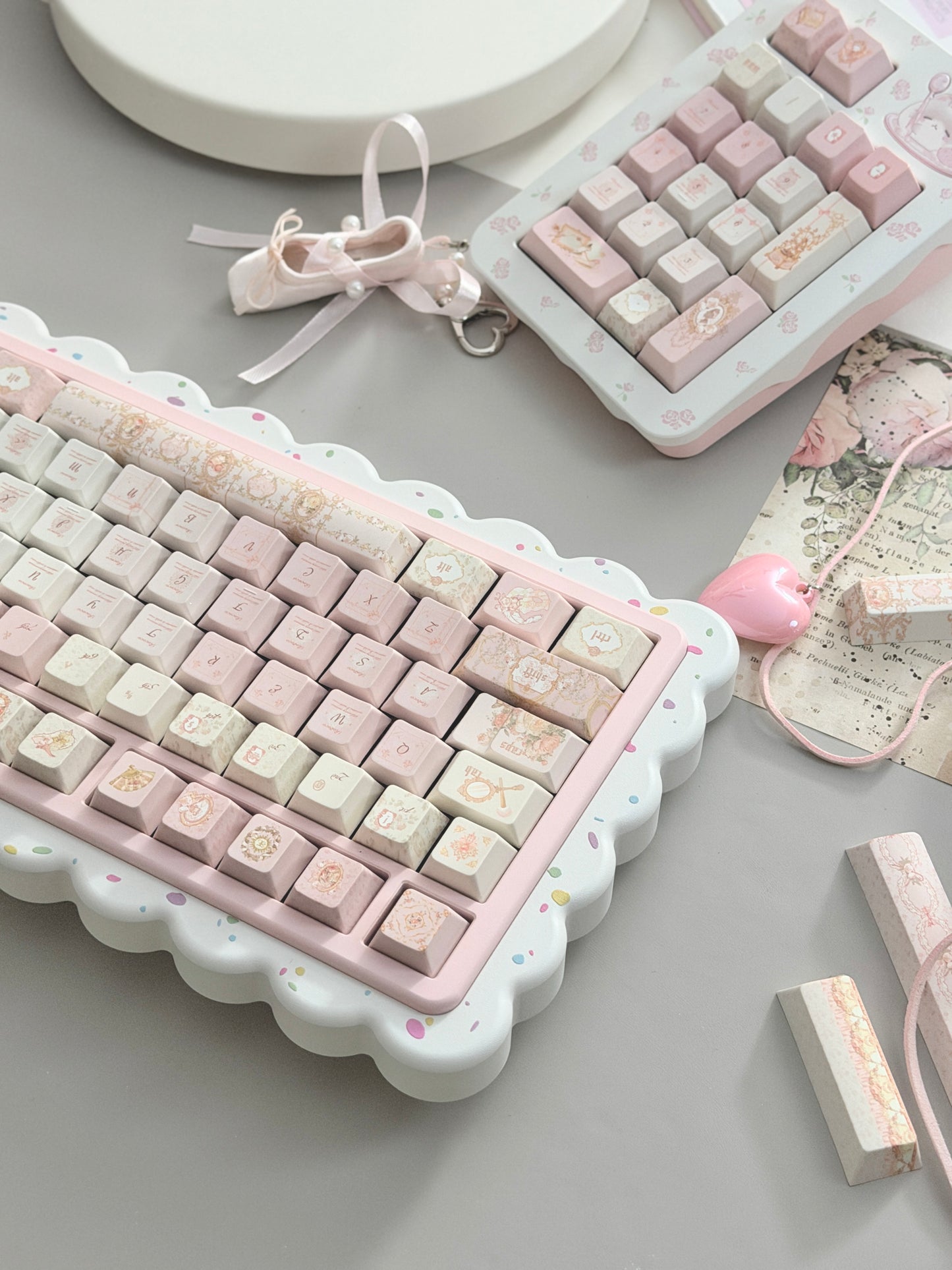 ONLY 1 Instock Prebuilt Aluminum Customized Mechanical Keyboard Cookies75 Pink Sugar Set & Cake Pad