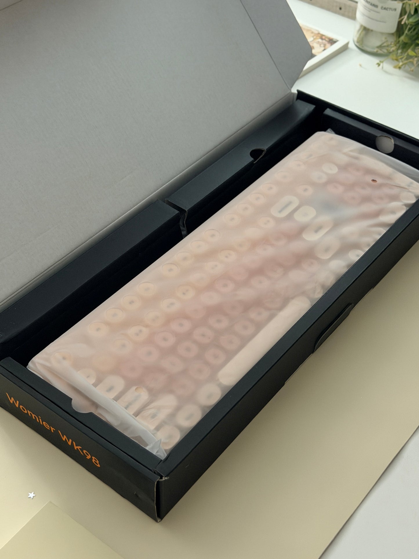 Unboxing Clearance ONLY 1 Instock WOMIER WK98 98% MULTIMEDIA SCREEN MECHANICAL GAMING KEYBOARD