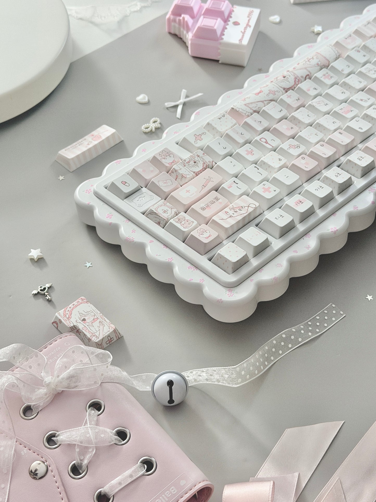 ONLY 1 Instock Prebuilt Aluminum Customized Mechanical Keyboard Cookies75 White Floral Set