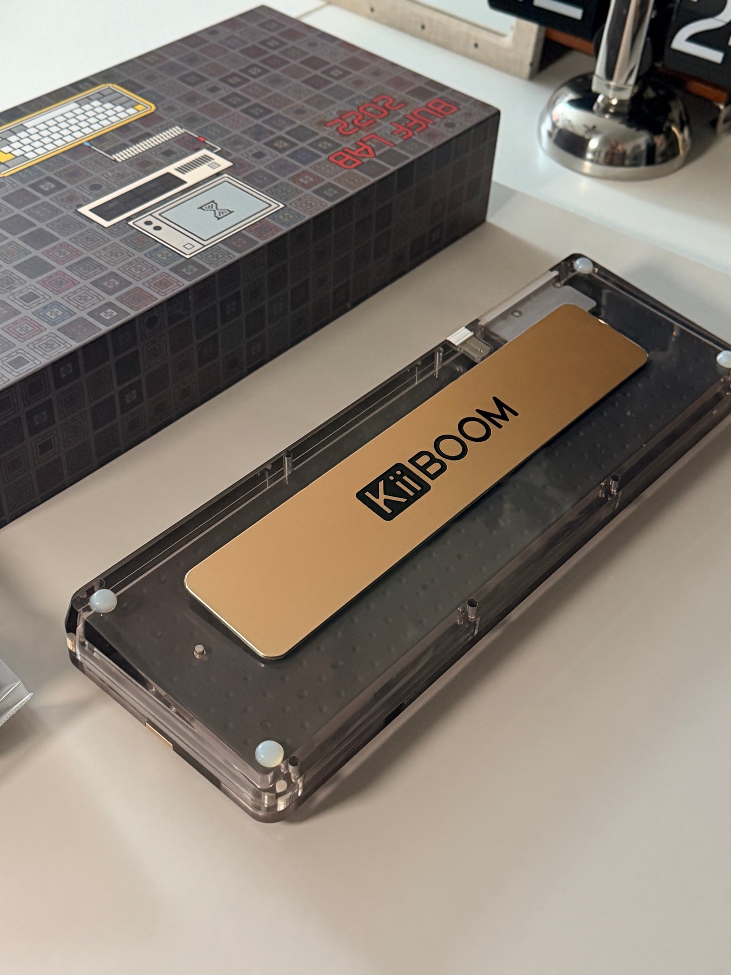 Unboxing Clearance ONLY 1 KiiBOOM Phantom 68 Black Crystal Gasket-Mounted Mechanical Keyboard & QUANTUM HONEYCOMB KEYCAPS