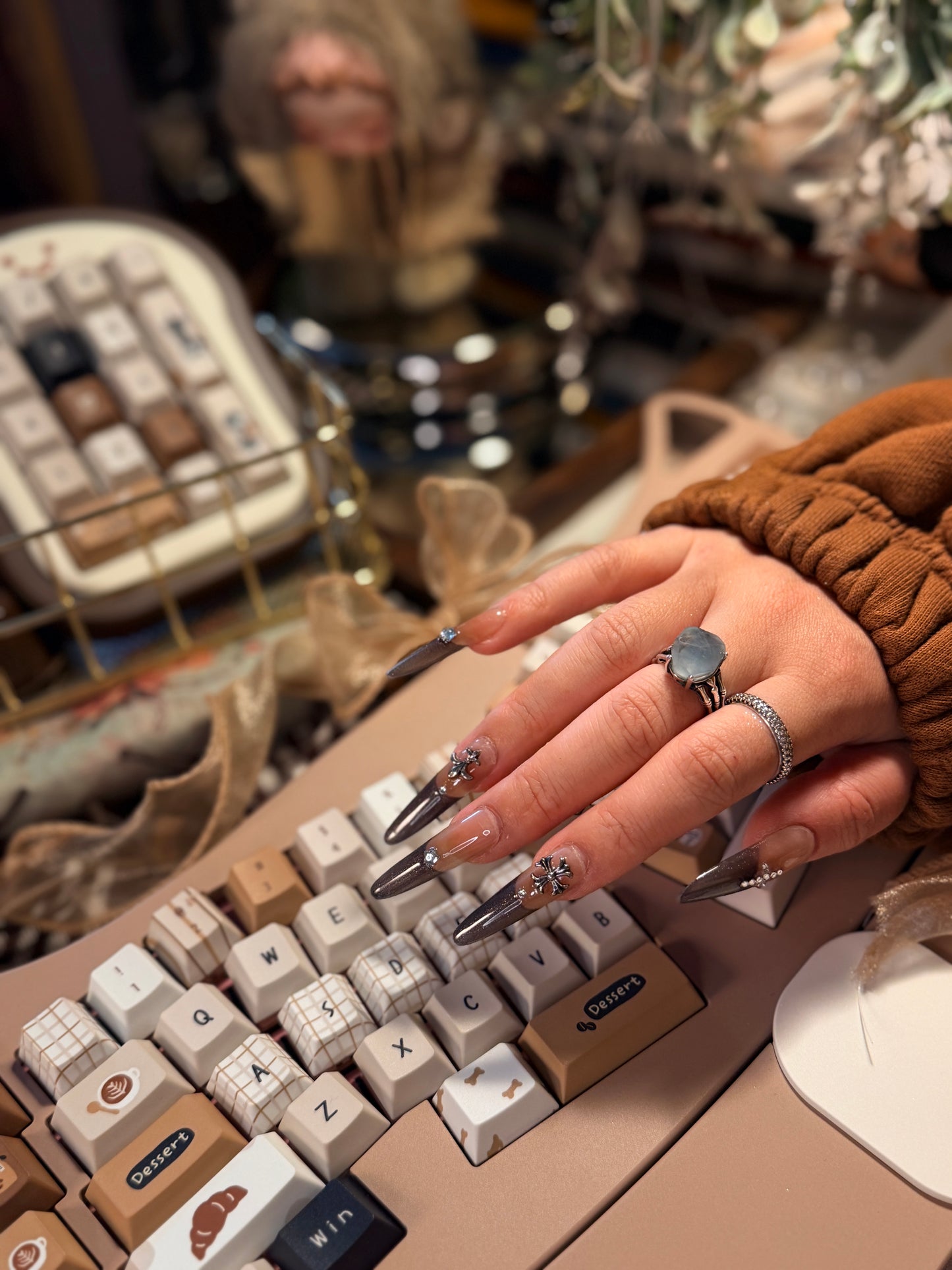 ONLY 1 Instock Designer False Nails Chrome Hearts Smoky Coffee Fine Shimmer French Style Long Press-On Nails(#889）