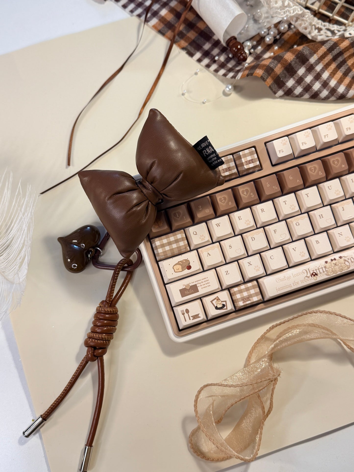 #0245 Mocha Bear Cute Brown Beige Keycap Cherry Profile（not including keyboard）