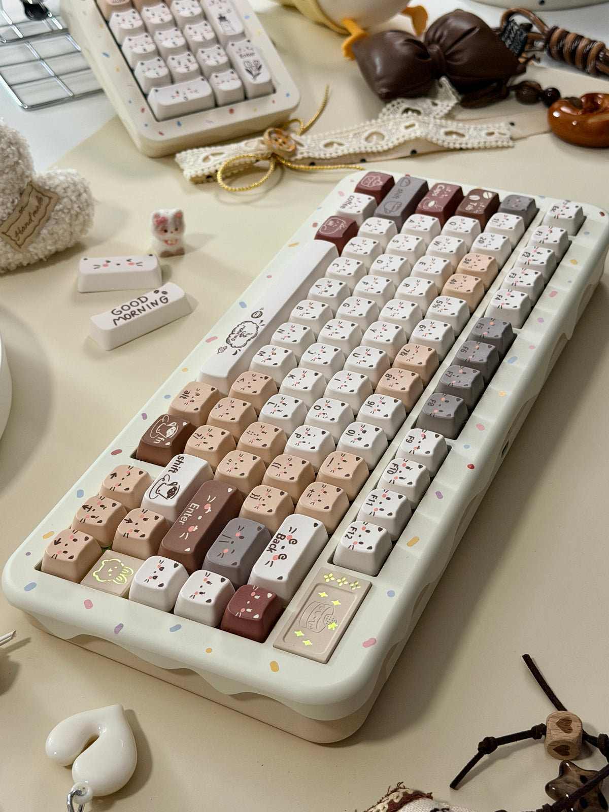 ONLY 1 Instock Prebuilt Aluminum Custom Mechanical Keyboard Cake75 Cream Milk Tea Sugar Sprinkle & Pad Set