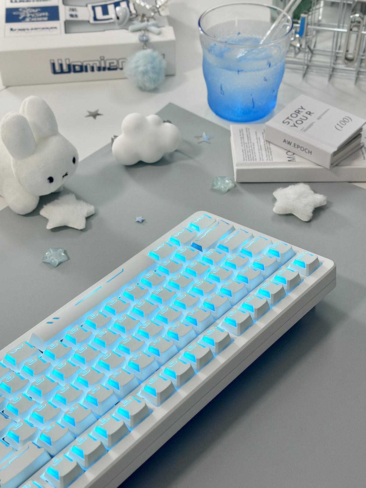 Unboxing ONLY 1 For Clearance WOMIER SK75 TMR White WIRELESS ALUMINUM CUSTOM KEYBOARD & STAR PRISM WHITE-BLUE CHERRY PROFILE SHINE-THROUGH KEYCAP SET