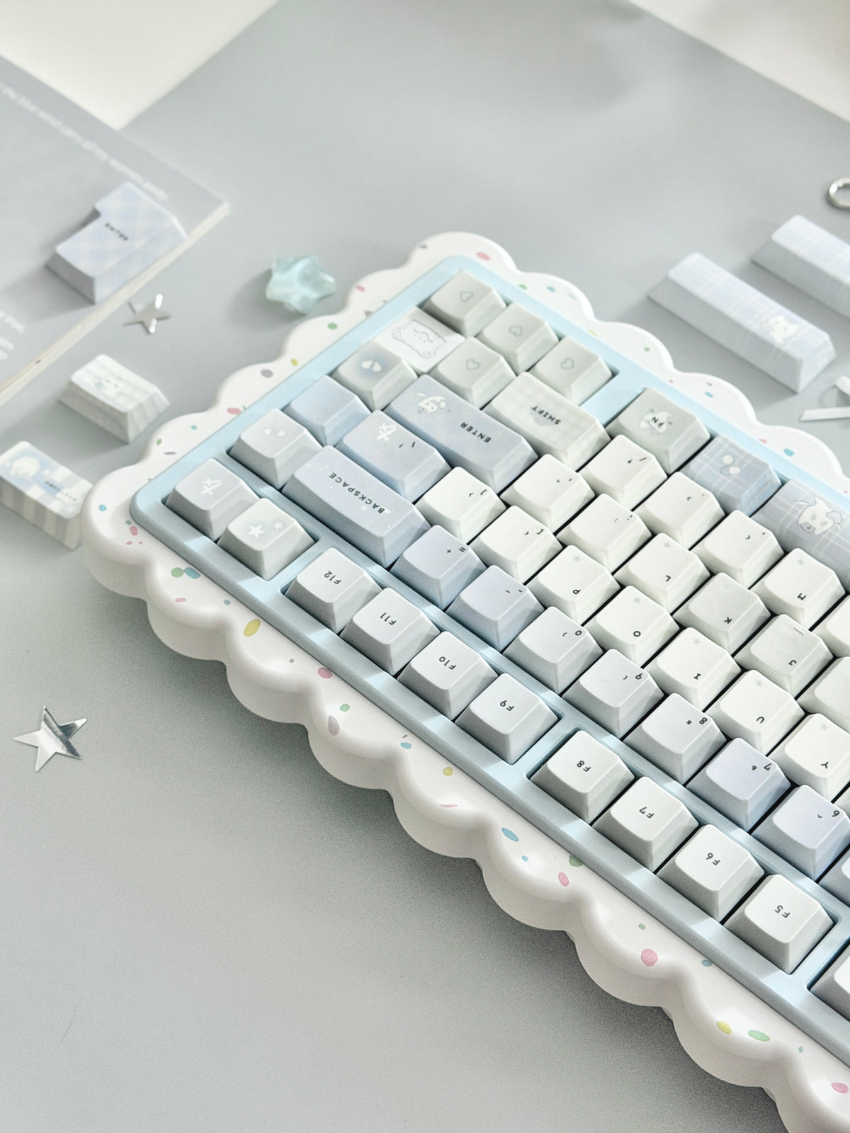 PREORDER Prebuilt Aluminum Custom Mechanical Keyboard Cookies75 Blue White Sugar Set