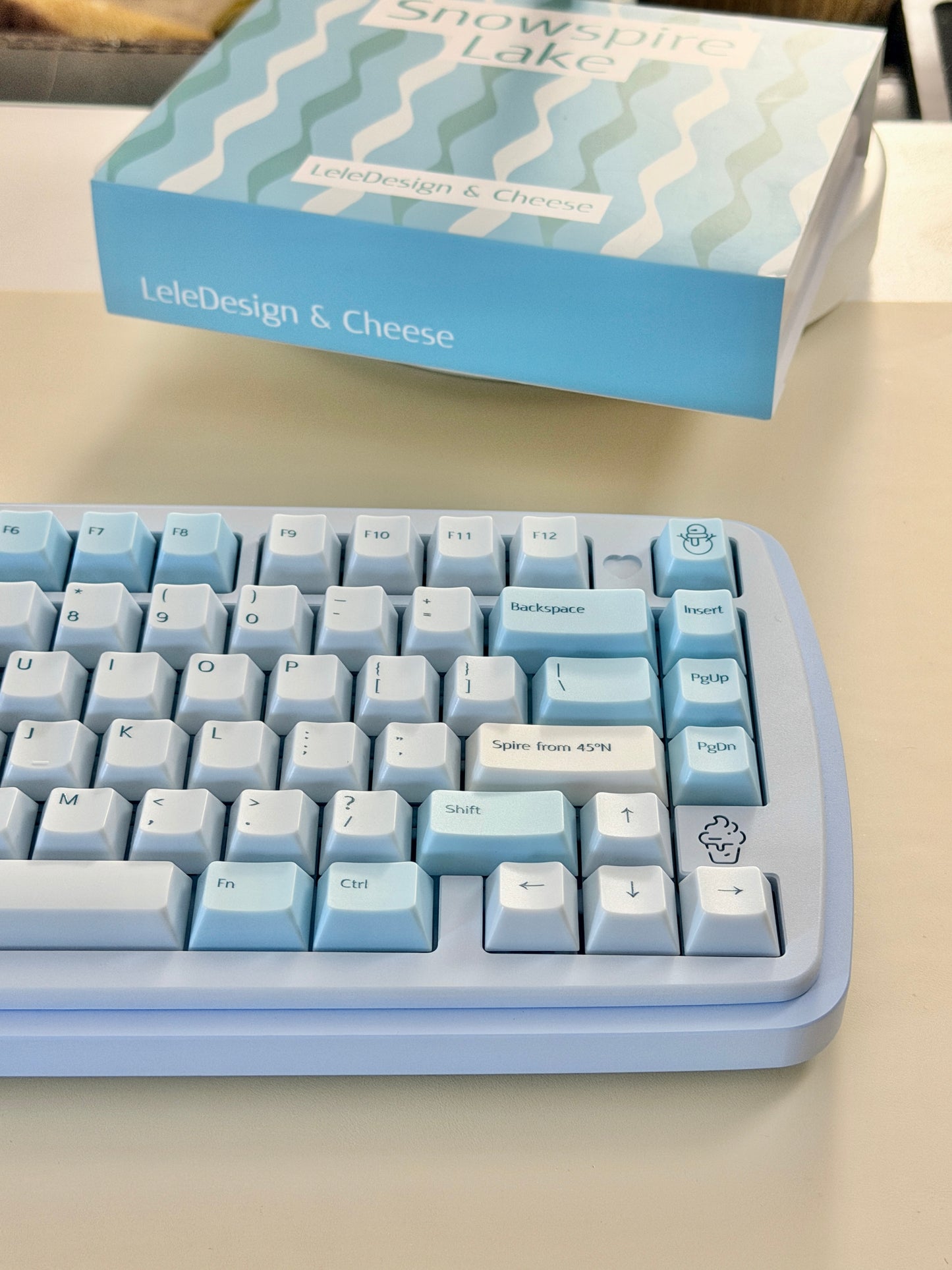 ONLY 1 Instock Prebuilt Aluminum Custom Mechanical Keyboard Yummy75 Blue Set