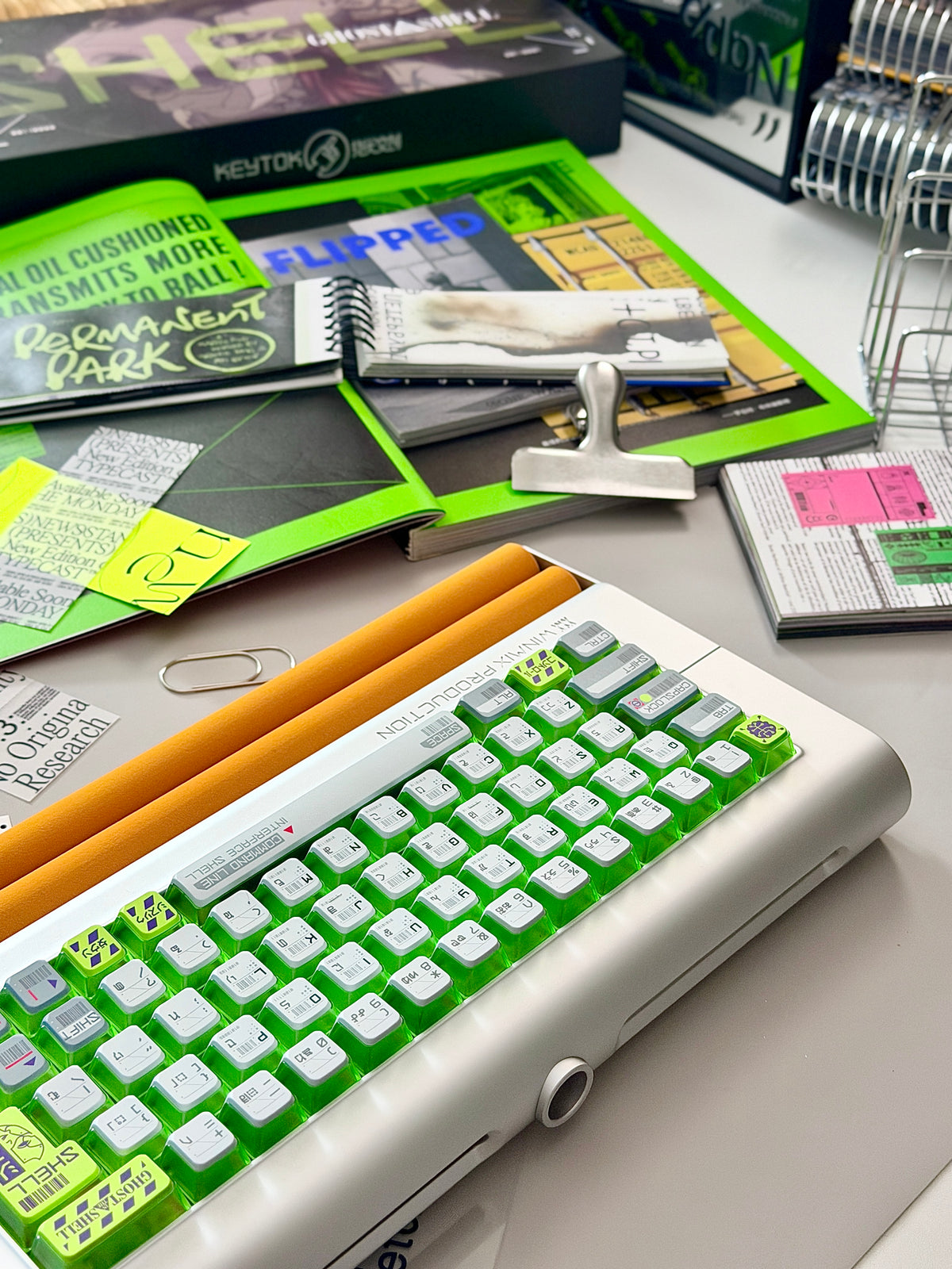 ONLY 1 Instock Prebuilt Aluminum Custom Mechanical Keyboard Ganzo60 Set  | Wireless | Backlit