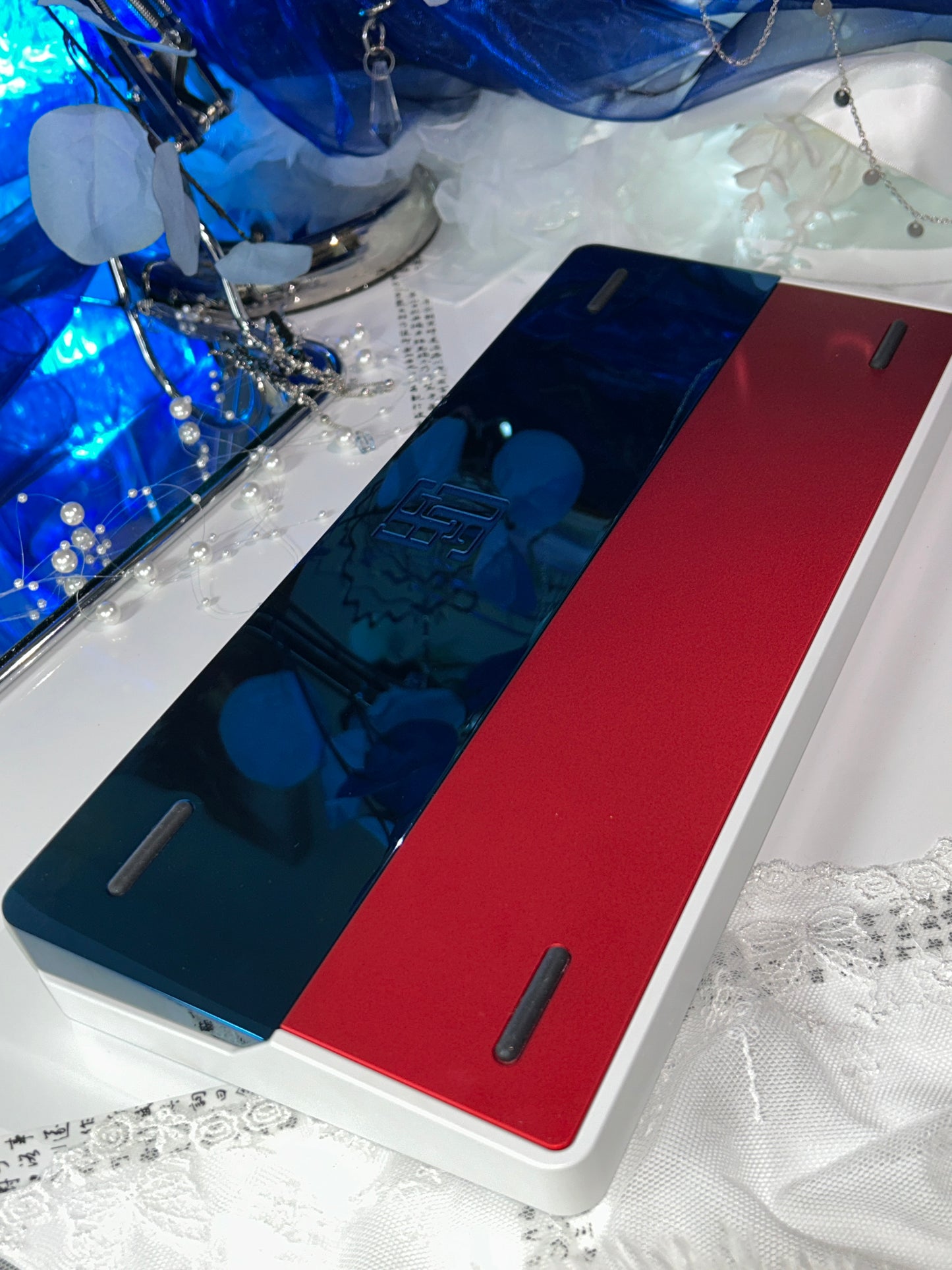 ONLY 1 Instock Prebuilt Aluminum Customized Mechanical Keyboard Buff75 Cold White With Cerakey Year of the snake ceramic Keycaps